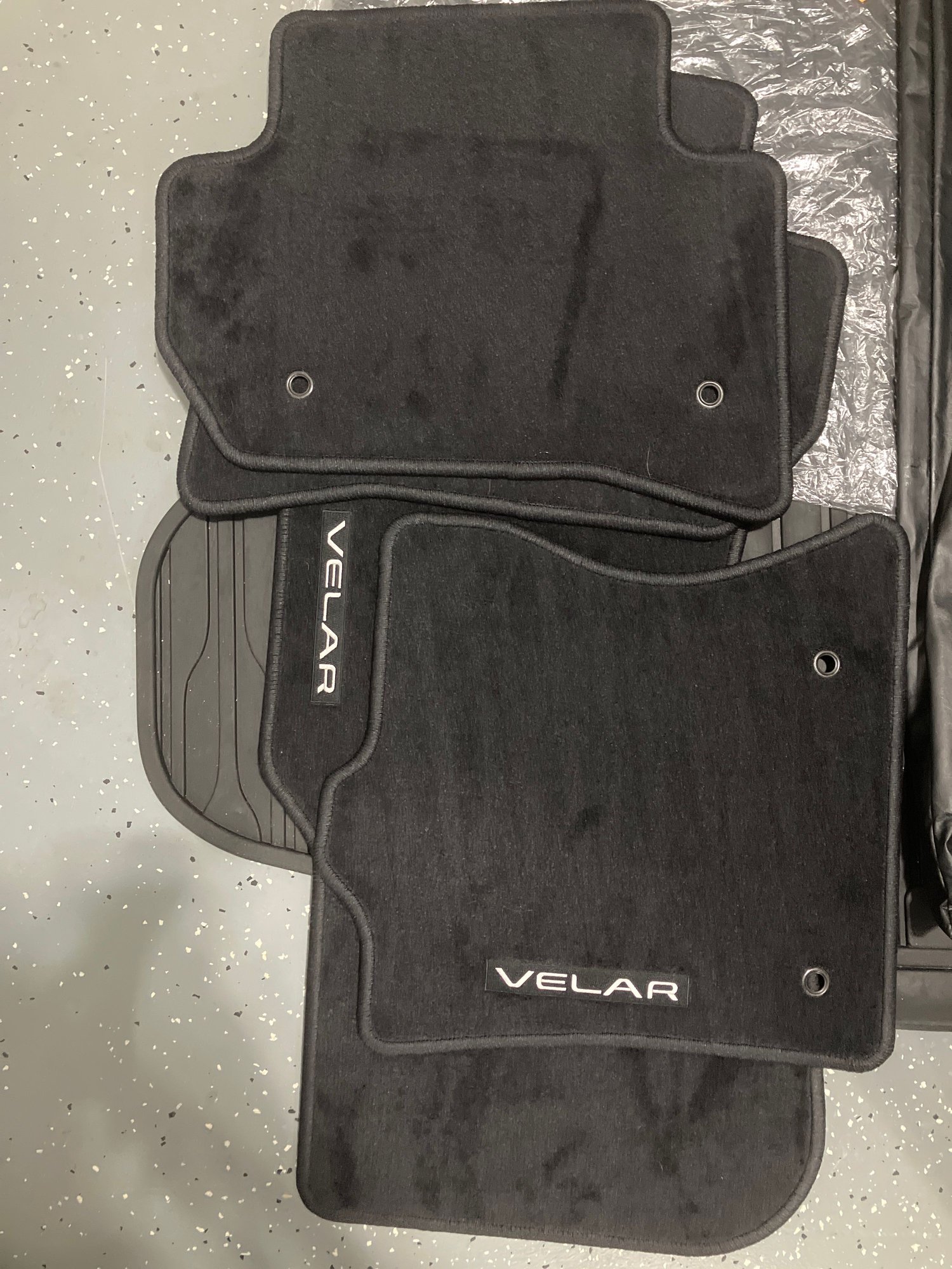 Interior/Upholstery - Carpet floor mats front and rear - New - 2020 Land Rover Range Rover Velar - Tampa, FL 33647, United States
