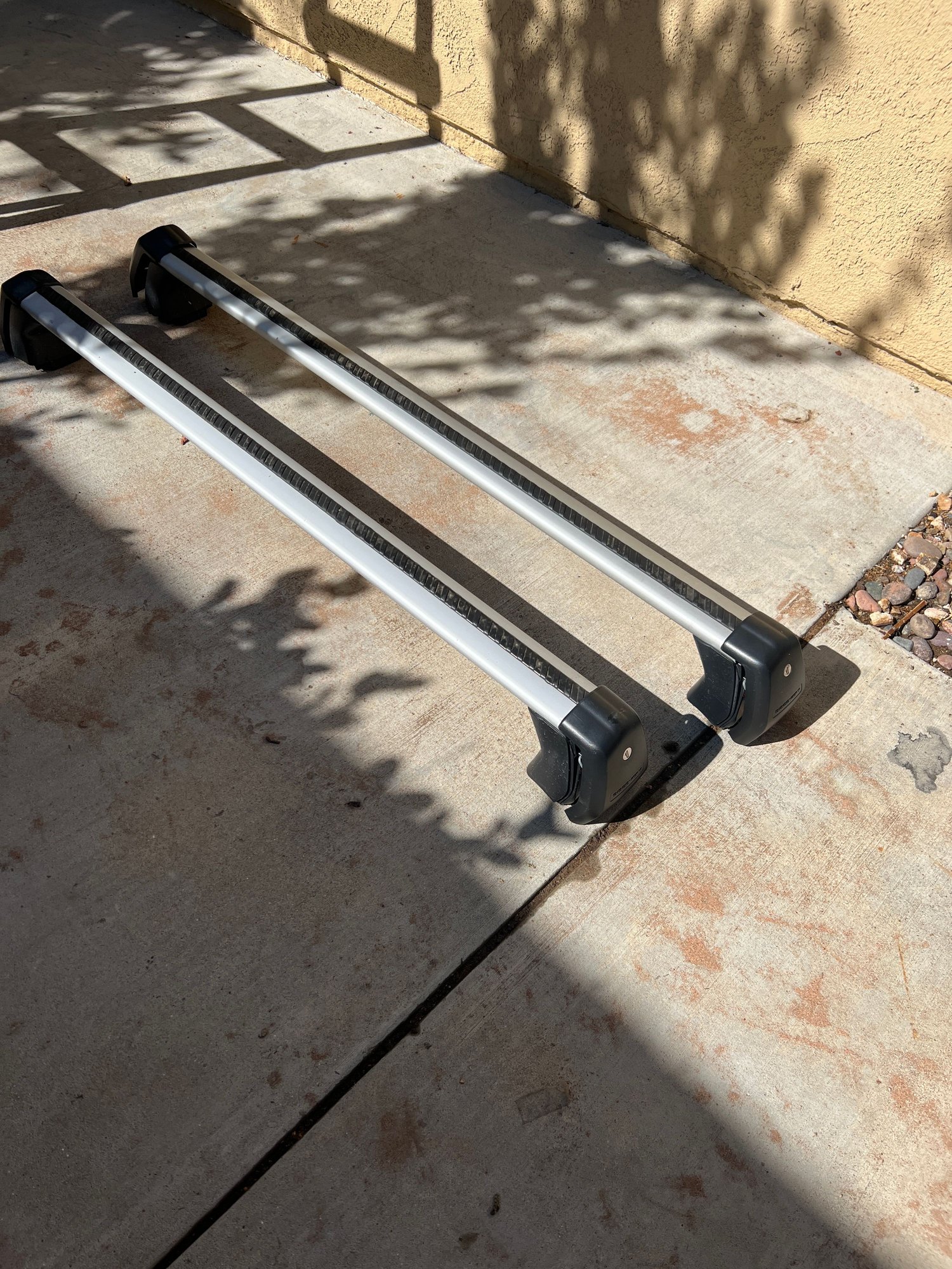 Accessories - OEM Crossbars for Discovery 5 - Used - 2017 to 2023 Land Rover Discovery - San Dimas, CA 91773, United States