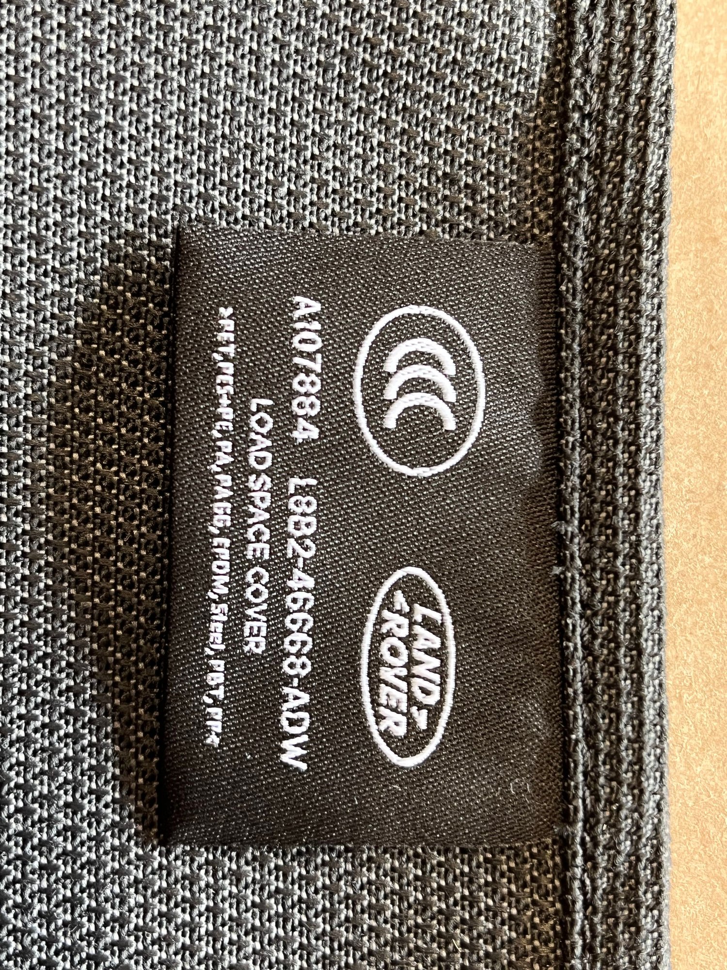 Miscellaneous - OEM 2020-2023 land rover Defender original accesories for sale - New - 2020 to 2023 Land Rover Defender 110 - Rochester Hills, MI 48309, United States