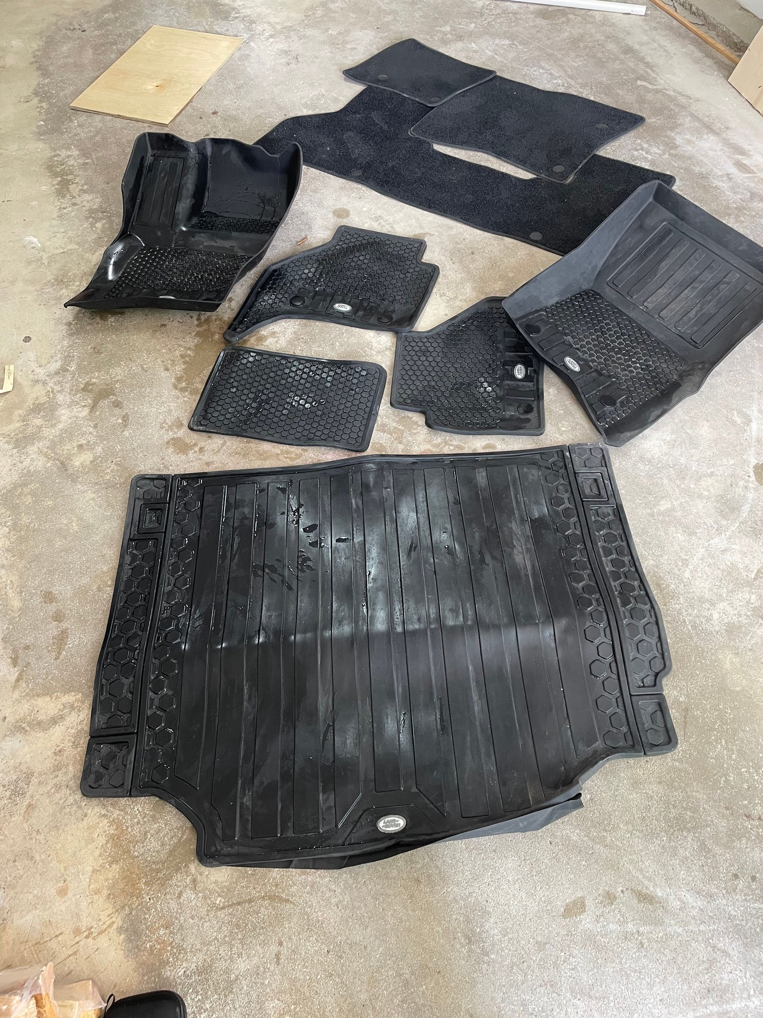 Interior/Upholstery - 2020+ Land Rover Defender Floor Mats (Interior Protection Pack) - Used - 2020 to 2024 Land Rover Defender 110 - Chicago, IL 60614, United States