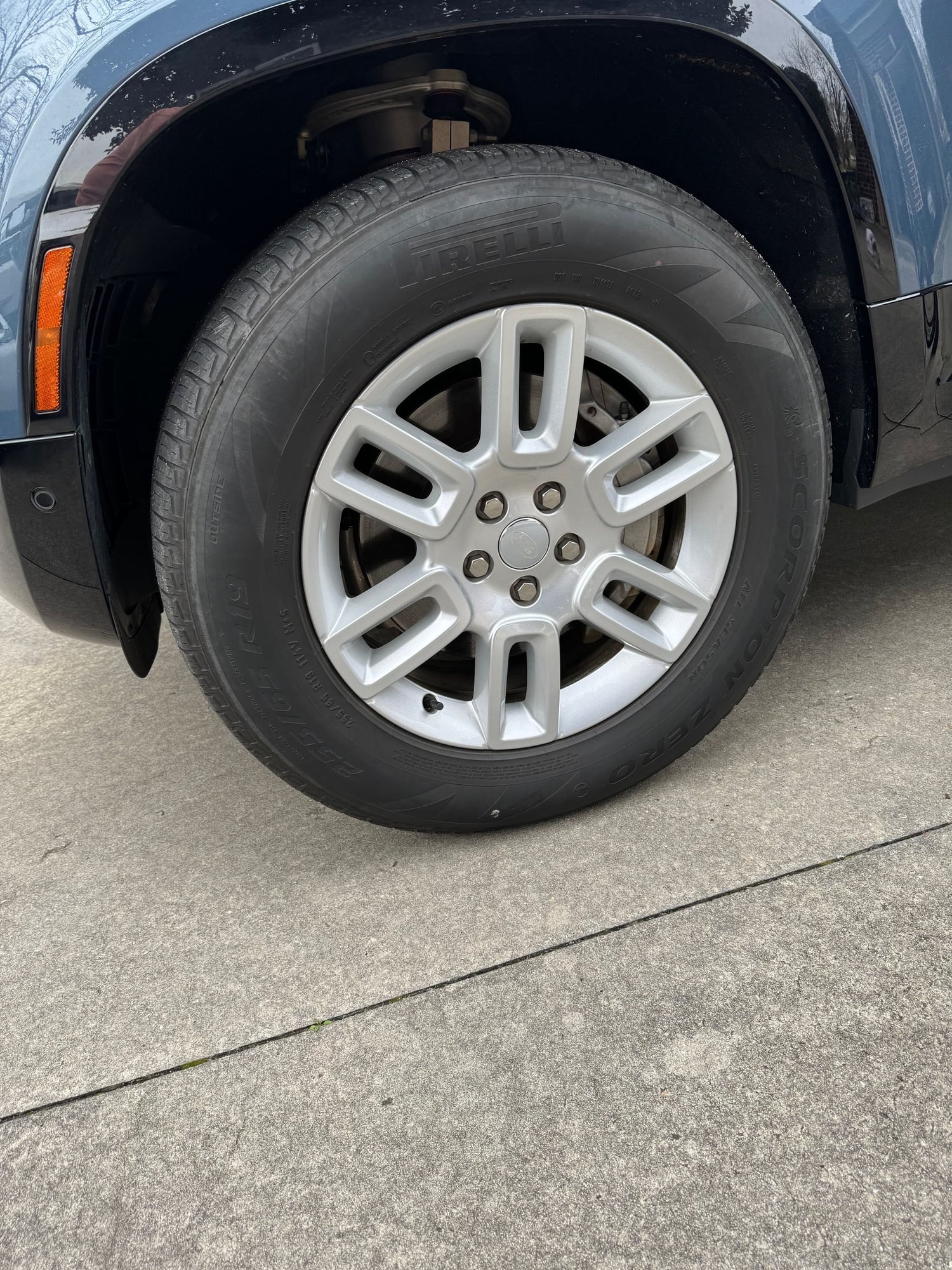 Wheels and Tires/Axles - 2023 Defender 110 19 inch rims for sale - Used - 2020 to 2024 Land Rover Defender 110 - Laurens, SC 29360, United States