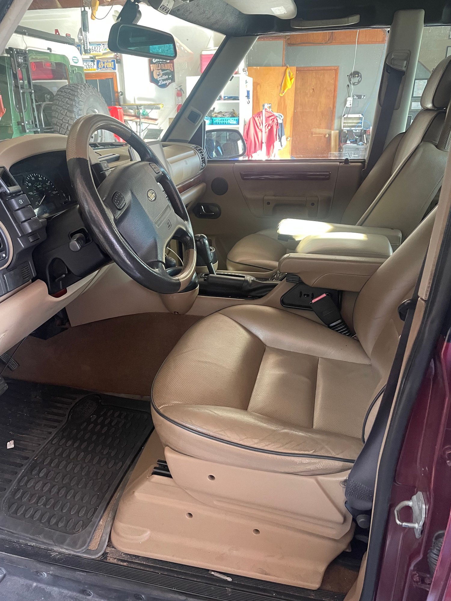 2001 Land Rover Discovery - 2001 Discovery 2 SE - Modified - Used - VIN SALTY12481A702020 - 119,500 Miles - 8 cyl - 4WD - Automatic - SUV - Red - Beaver, PA 15009, United States