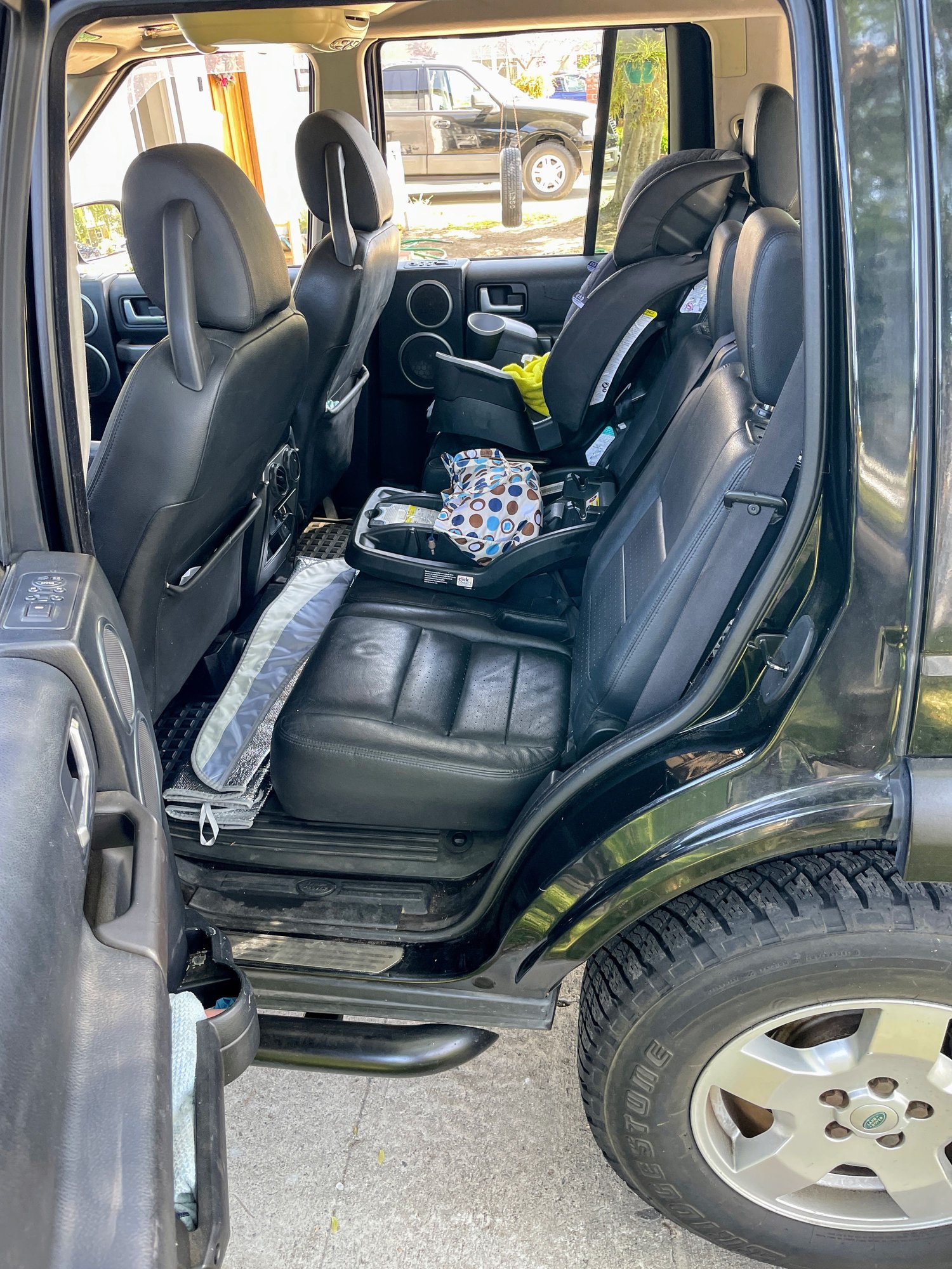 2005 Land Rover LR3 - SoCal: 2005 Land Rover LR3 with some upgrades - Used - VIN salaa25465a304954 - 212,600 Miles - 8 cyl - 4WD - Automatic - SUV - Black - Long Beach, CA 90808, United States