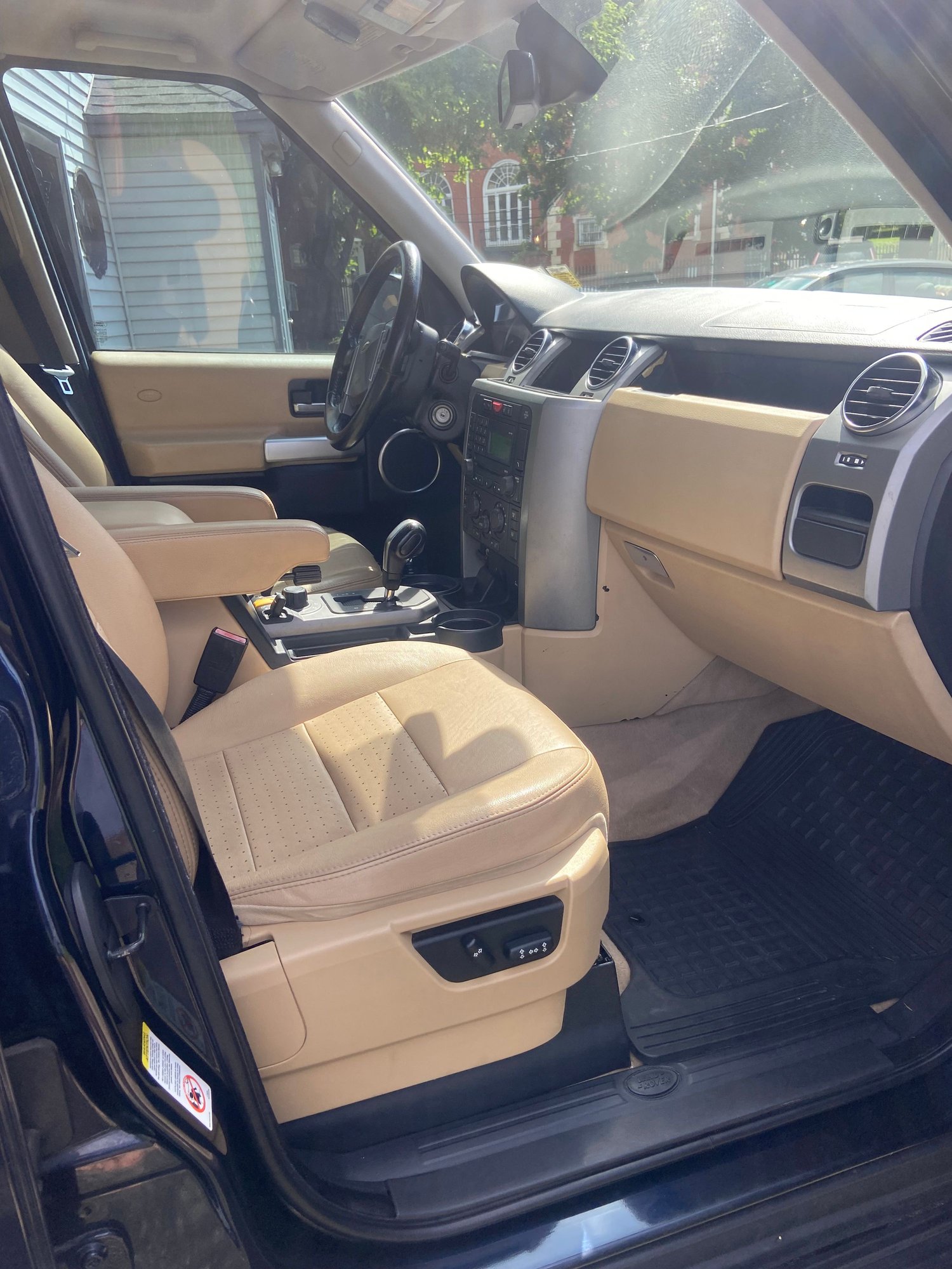 2008 Land Rover LR3 - 2008 Land Rover LR3 SE - make me an offer - Used - VIN SALAE25478A444617 - 91,080 Miles - 8 cyl - 4WD - Automatic - SUV - Blue - Buffalo, NY 14222, United States