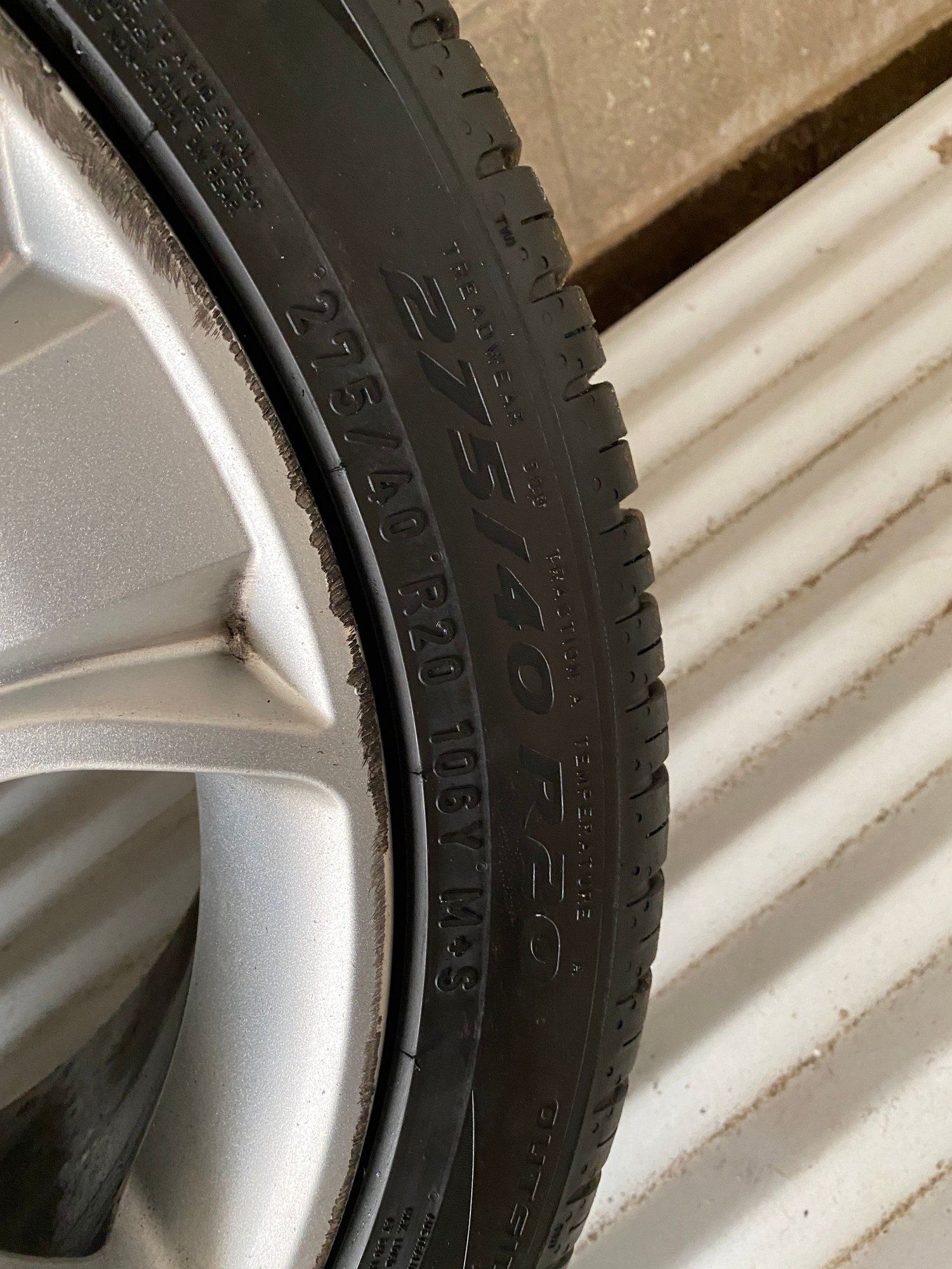 Wheels and Tires/Axles - Range Rover Sport 5 Spoke Wheels & Tires 275/40/R20 - Used - 0  All Models - Mishawaka, IN 46545, United States