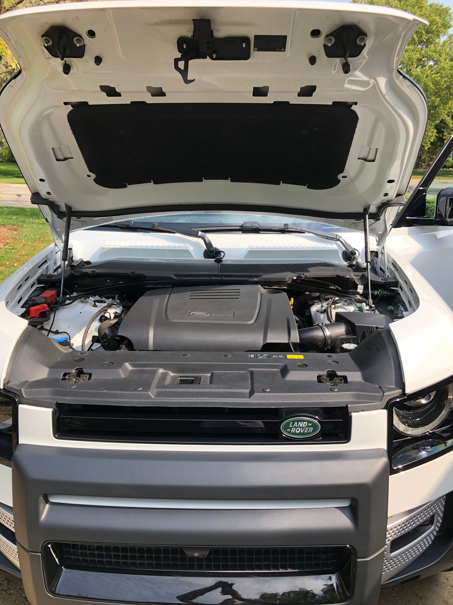 2023 Land Rover Defender - 2023 Land Rover Defender 30th anniversary for sale! - Used - VIN salej7ex3p2113336 - 14,500 Miles - 4 cyl - 4WD - Automatic - SUV - White - Rochester Hills, MI 48309, United States