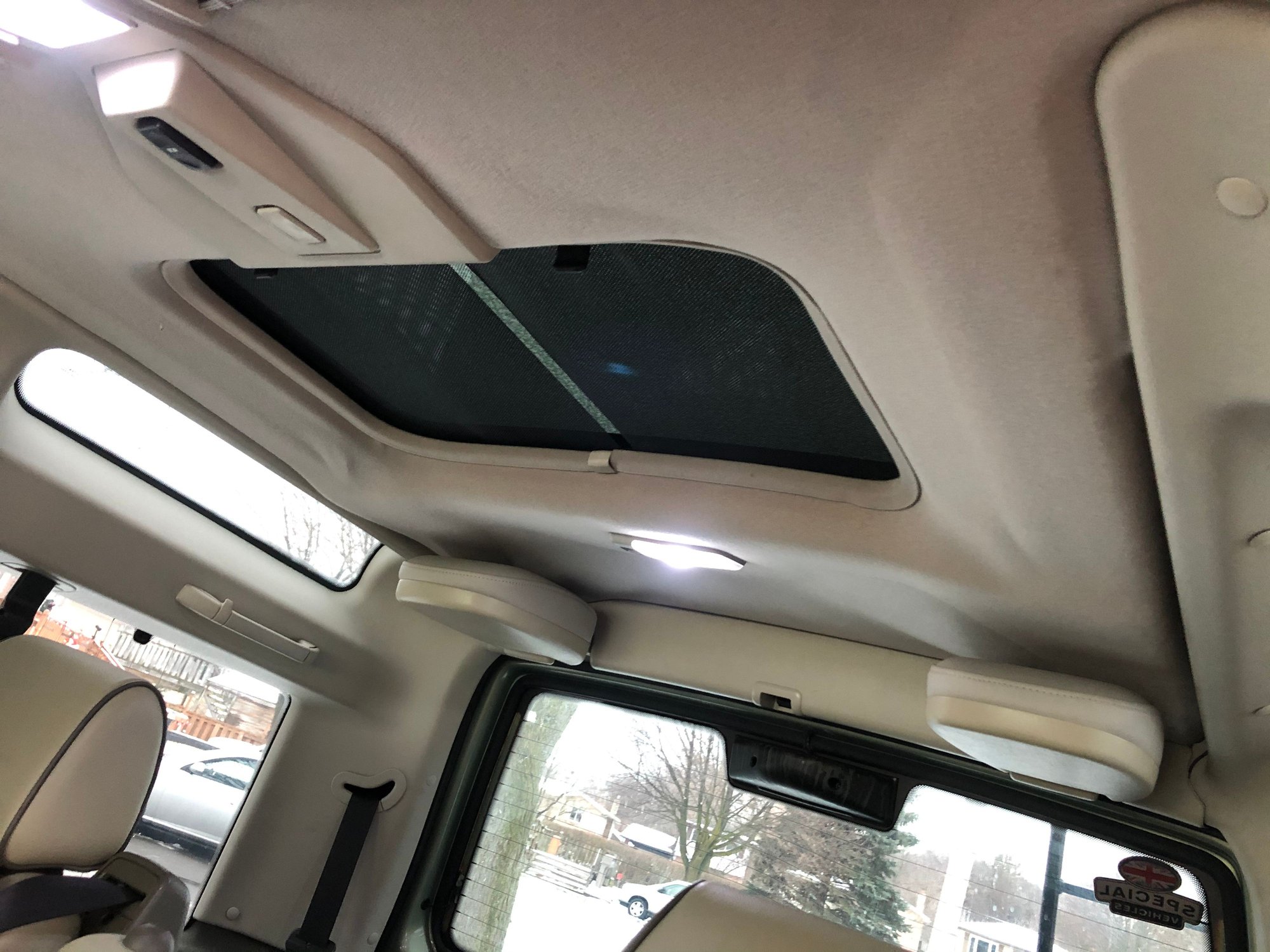 2004 Land Rover Discovery - 2004 discovery - Used - VIN SALTW19404A842448 - 71,000 Miles - 8 cyl - 4WD - Automatic - SUV - Other - Cambridge, ON N1R7J7, Canada