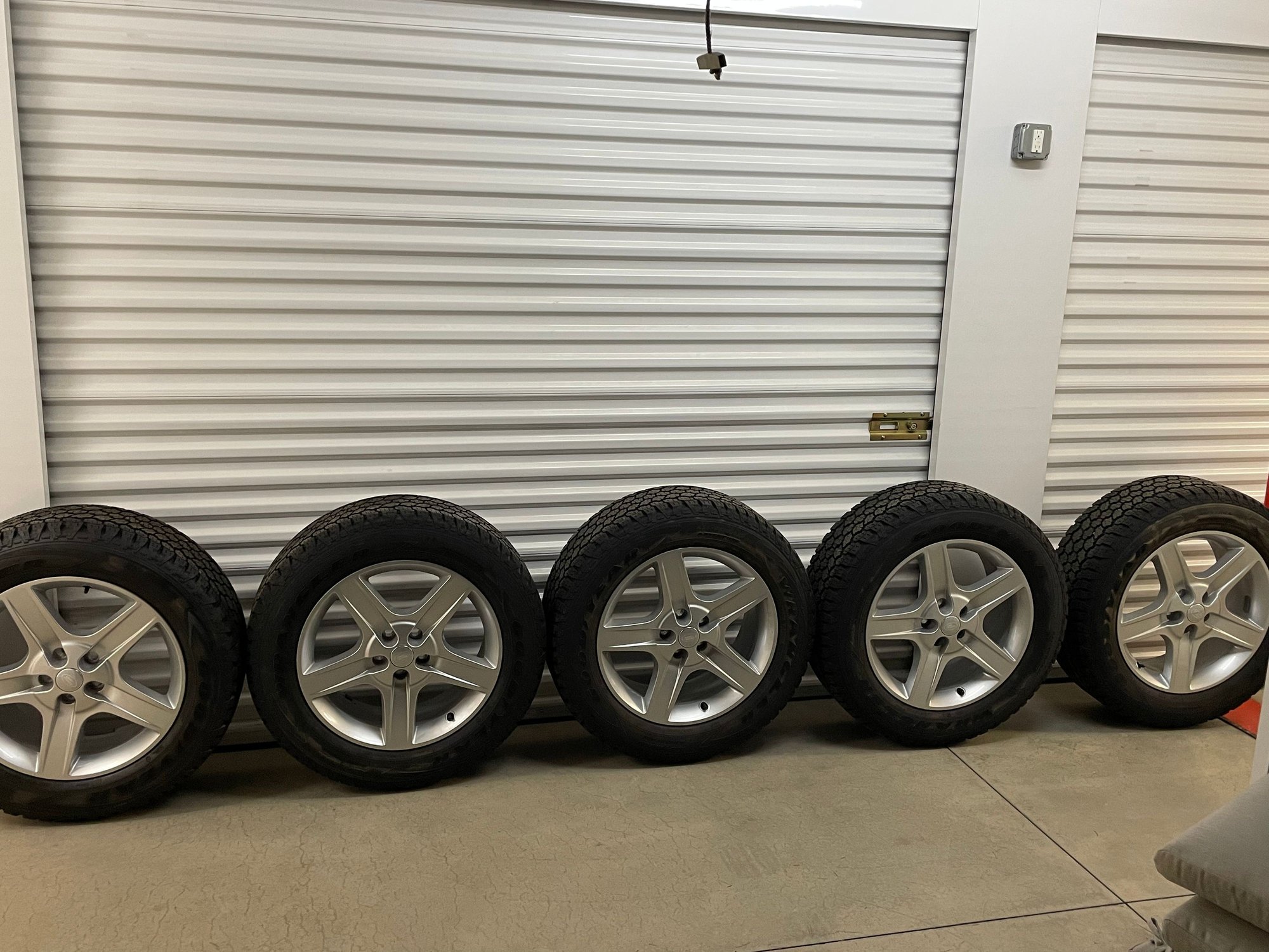 Wheels and Tires/Axles - 20” Style 5094 wheels with Goodyear Adventure tires - set of 5 - Used - 2020 to 2023 Land Rover Defender 110 - Cornelius, NC 28031, United States