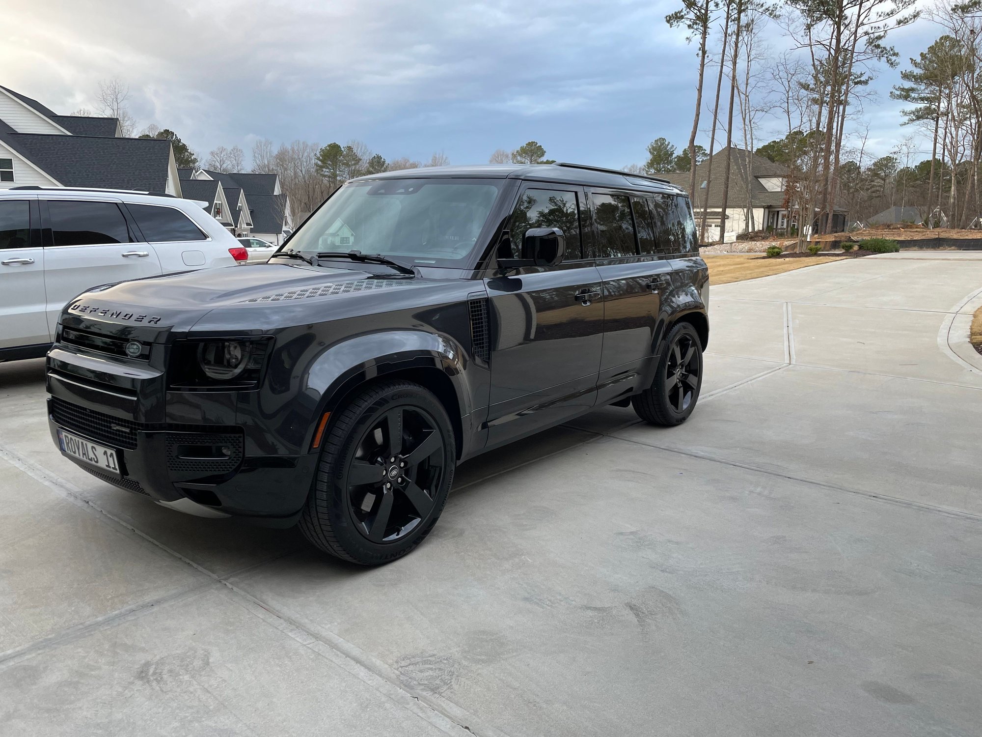 2022 Land Rover Defender - Rare 2022 Defender XHSE For Sale - Used - VIN SALE37RU3N2089918 - 6 cyl - 4WD - Automatic - SUV - Gray - Raleigh, NC 27606, United States