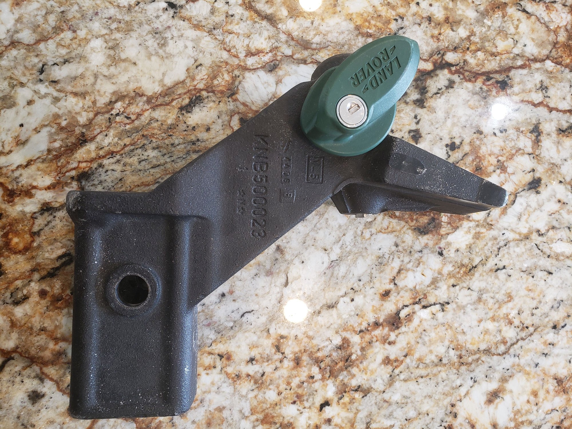 Miscellaneous - Land Rover LR3/LR4 hitch - Used - 2005 to 2009 Land Rover LR3 - 2009 to 2016 Land Rover LR4 - Peoria, IL 61615, United States