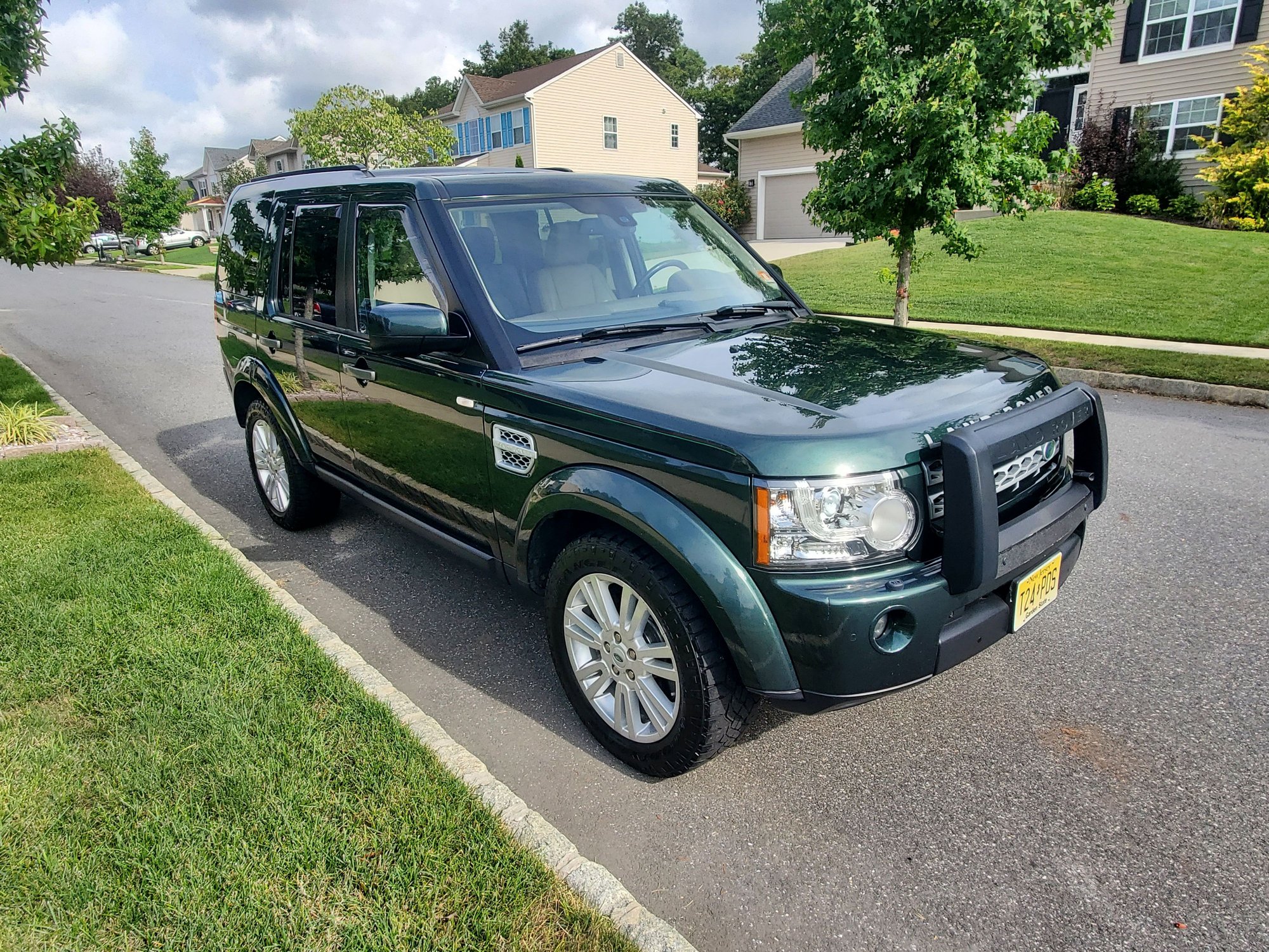2011 Land Rover LR4 - 2011 lr4 - Used - VIN SALAK2D47BA576598 - 122,000 Miles - 8 cyl - AWD - Automatic - SUV - Other - Egg Harbor Township, NJ 08234, United States