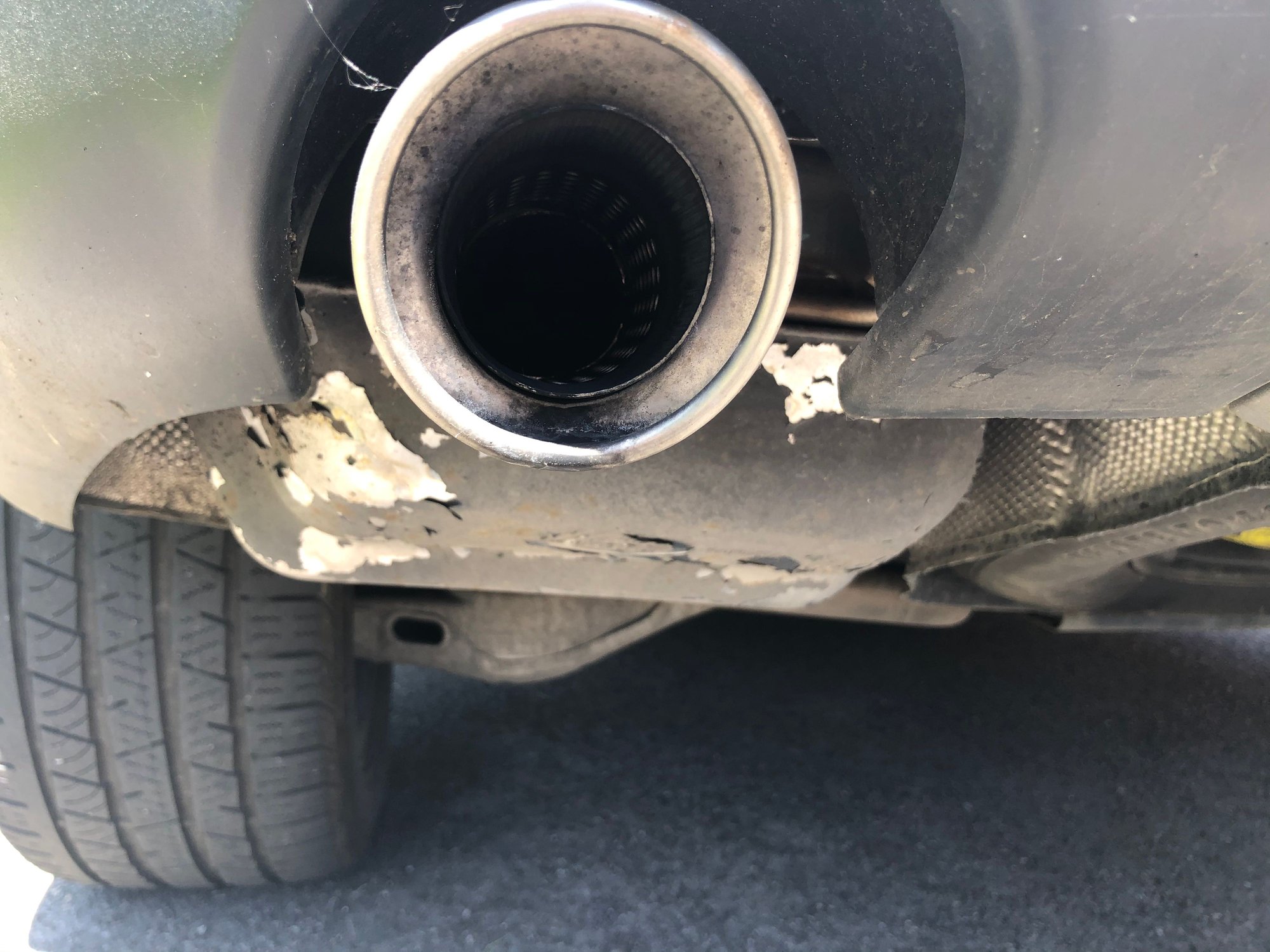 Paint peeling off exhaust Land Rover Forums Land Rover Enthusiast Forum