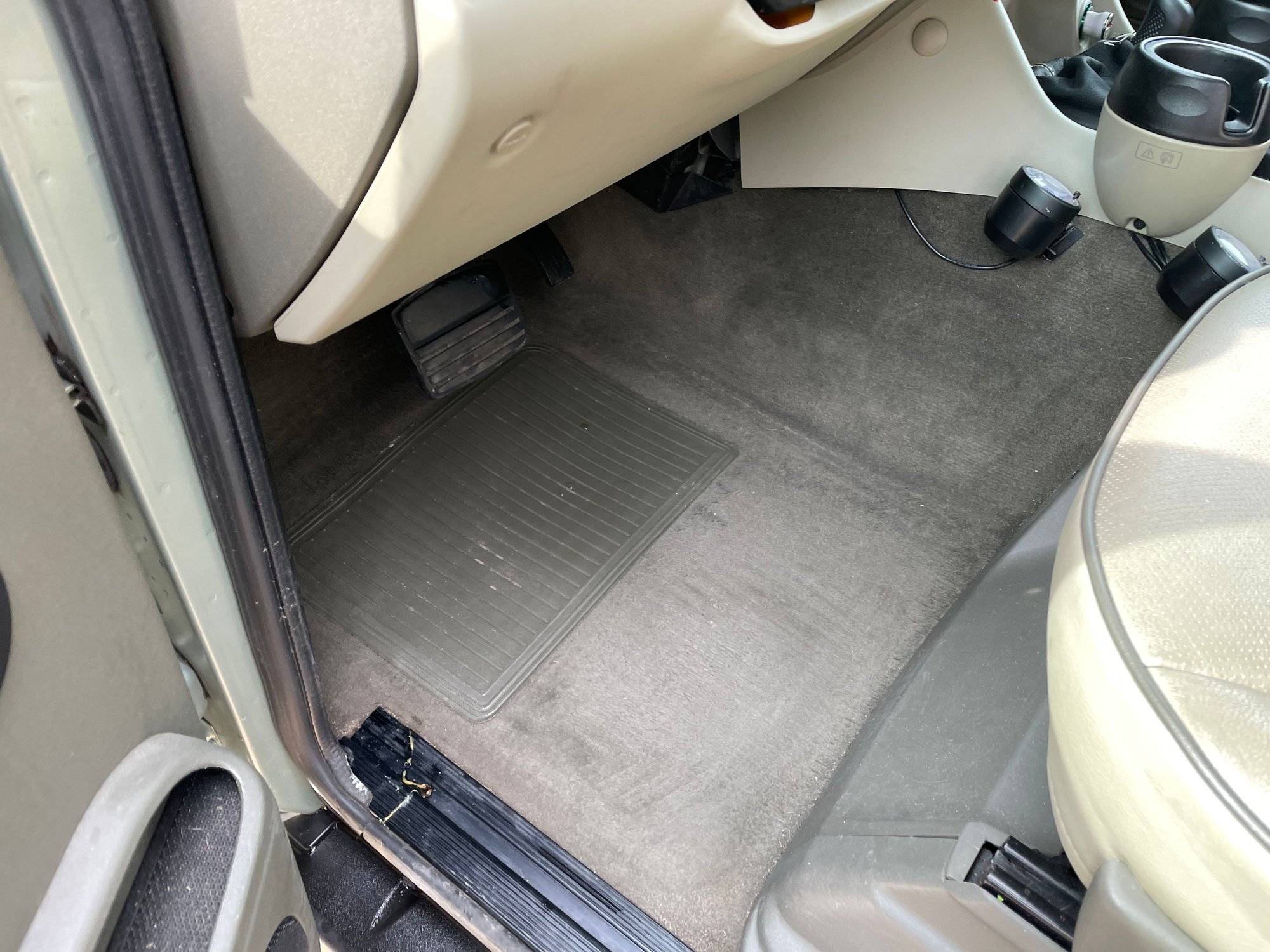 2004 Land Rover Discovery - 2004 Discovery (Original Owner/ Turner Engineering Engine) - Used - VIN Salty194x4a865911 - 120,000 Miles - 8 cyl - 4WD - Automatic - SUV - Other - La Grange, IL 60526, United States