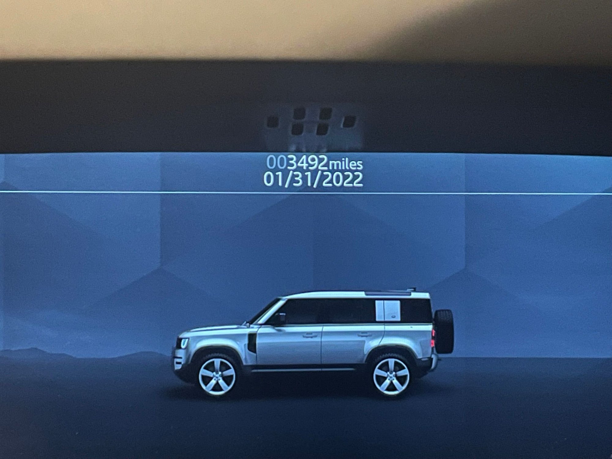 2022 Land Rover Defender - ‘22 Defender X-Dynamic SE - Used - VIN SALE2ERU6N2073798 - 3,500 Miles - 6 cyl - AWD - Automatic - SUV - Silver - Marietta, GA 30068, United States