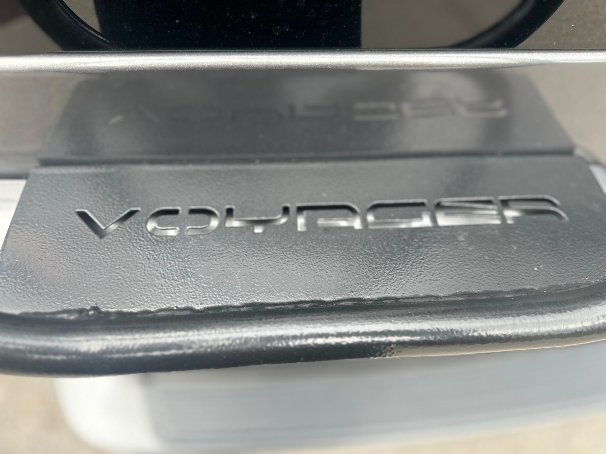 2015 Land Rover LR4 - 2015 LR4 W/ 500 miles on new engine - Used - VIN SALAG2V65FA761675 - 103,000 Miles - 6 cyl - 4WD - Automatic - SUV - Gray - Centerport, NY 11721, United States