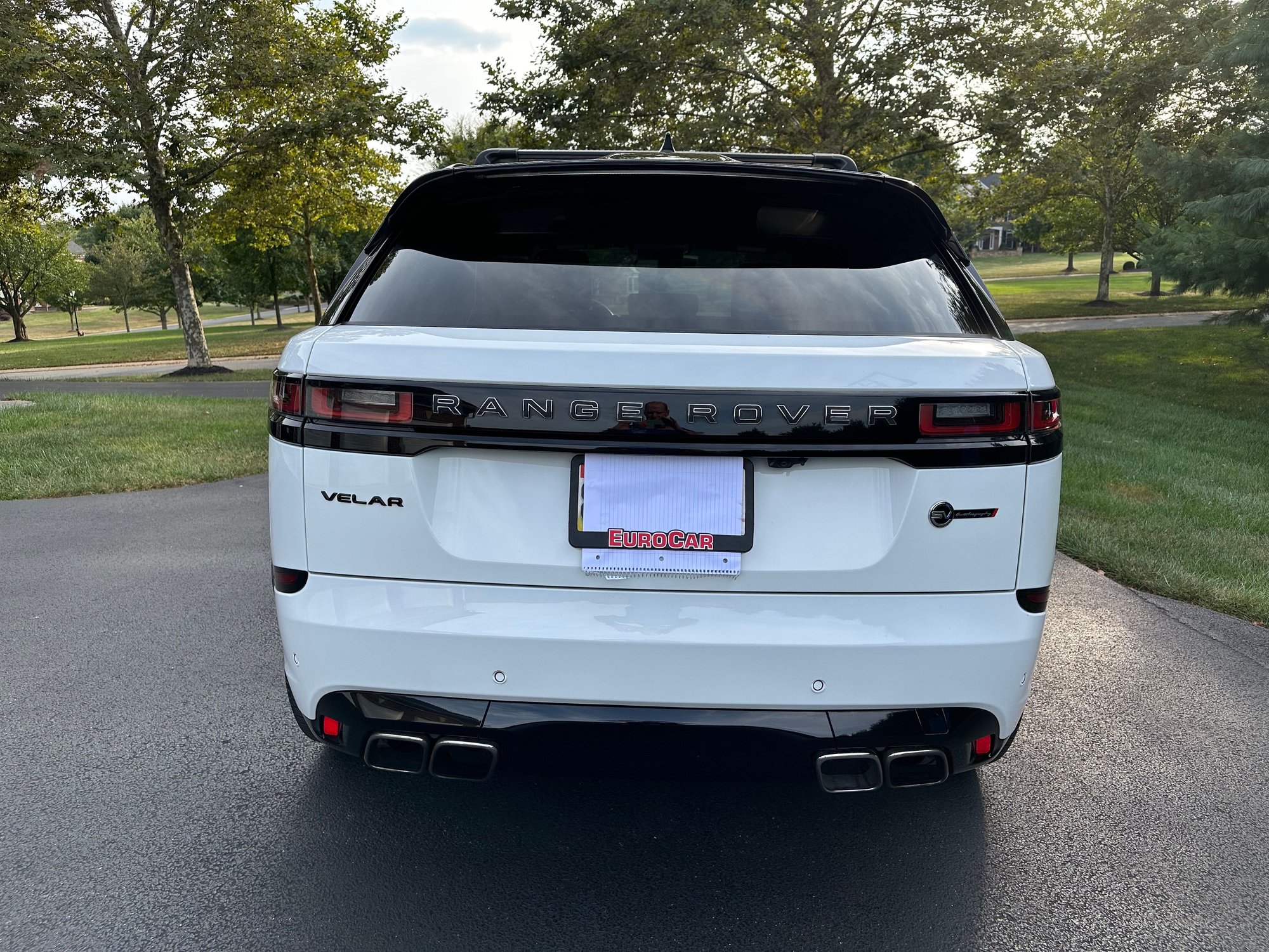 2020 Land Rover Range Rover Velar - RARE 2020 VELAR SVAutobiography for sale by owner - Used - VIN SALYU2EEXLA267628 - 36,500 Miles - 8 cyl - AWD - Automatic - SUV - White - Reisterstown, MD 21136, United States