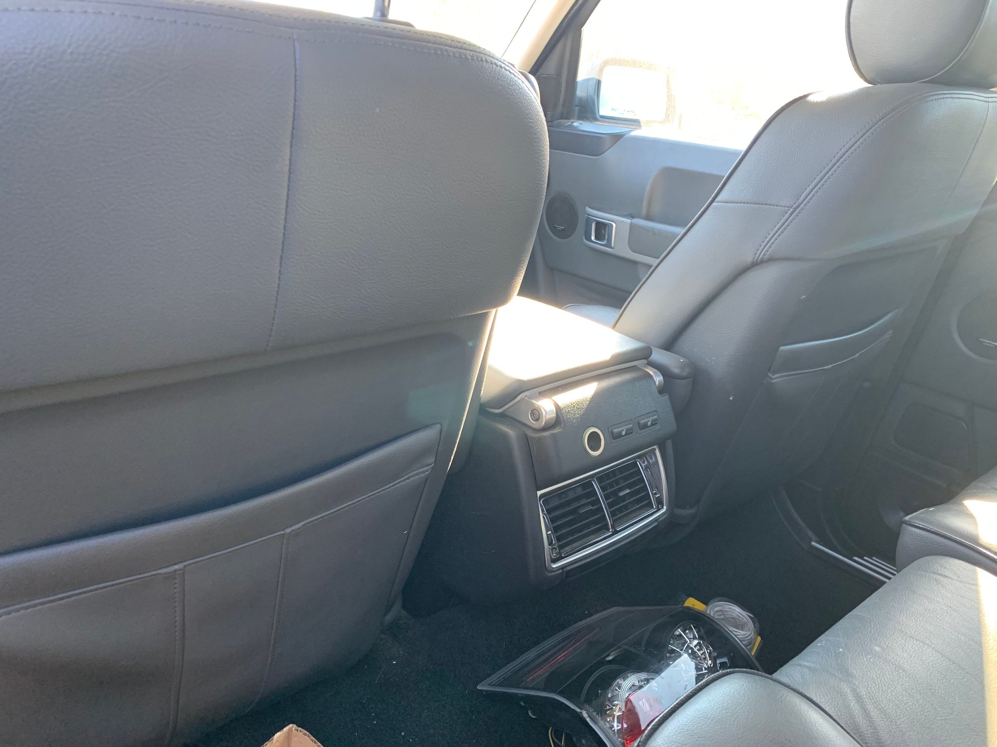 2003 Land Rover Range Rover - 2003 L322 running with another L322 interior + doors, new tires & lots of Genuine LR - Lansdale, PA 19446, United States