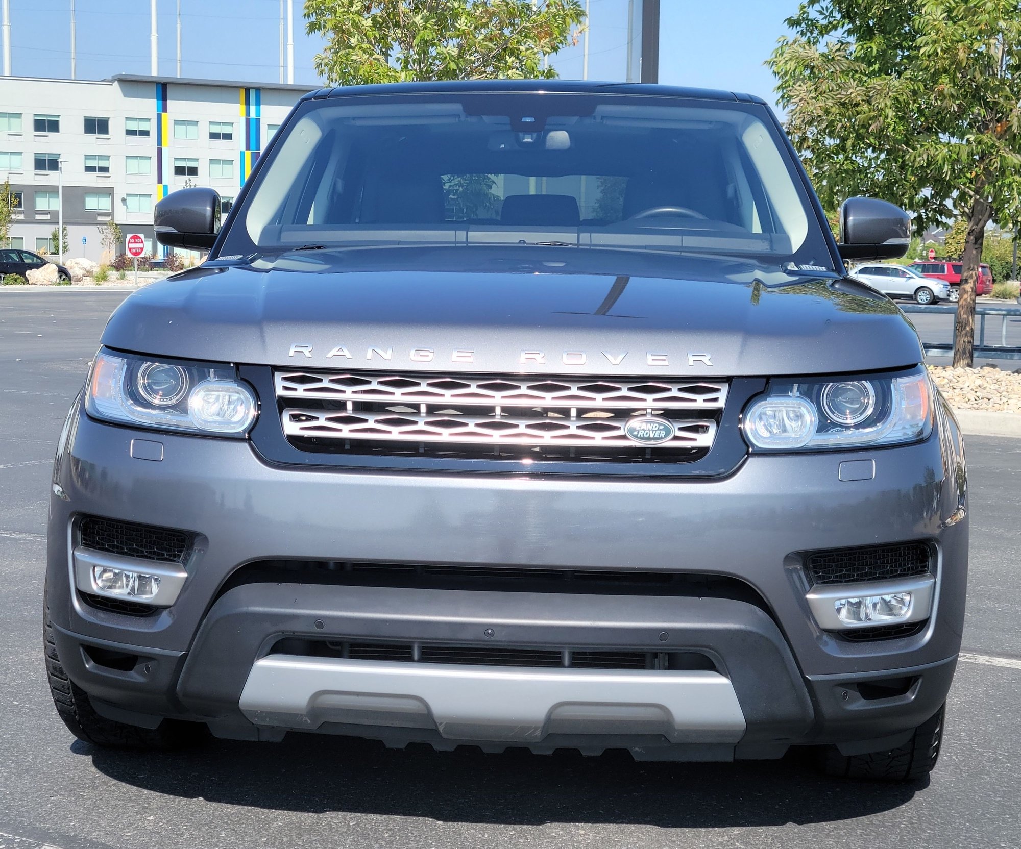 2016 Land Rover Range Rover Sport - Low mileage RR Sport - Used - VIN SALWR2PF7GA593326 - 65,600 Miles - 6 cyl - 4WD - Automatic - SUV - Gray - Salt Lake City, UT 84117, United States