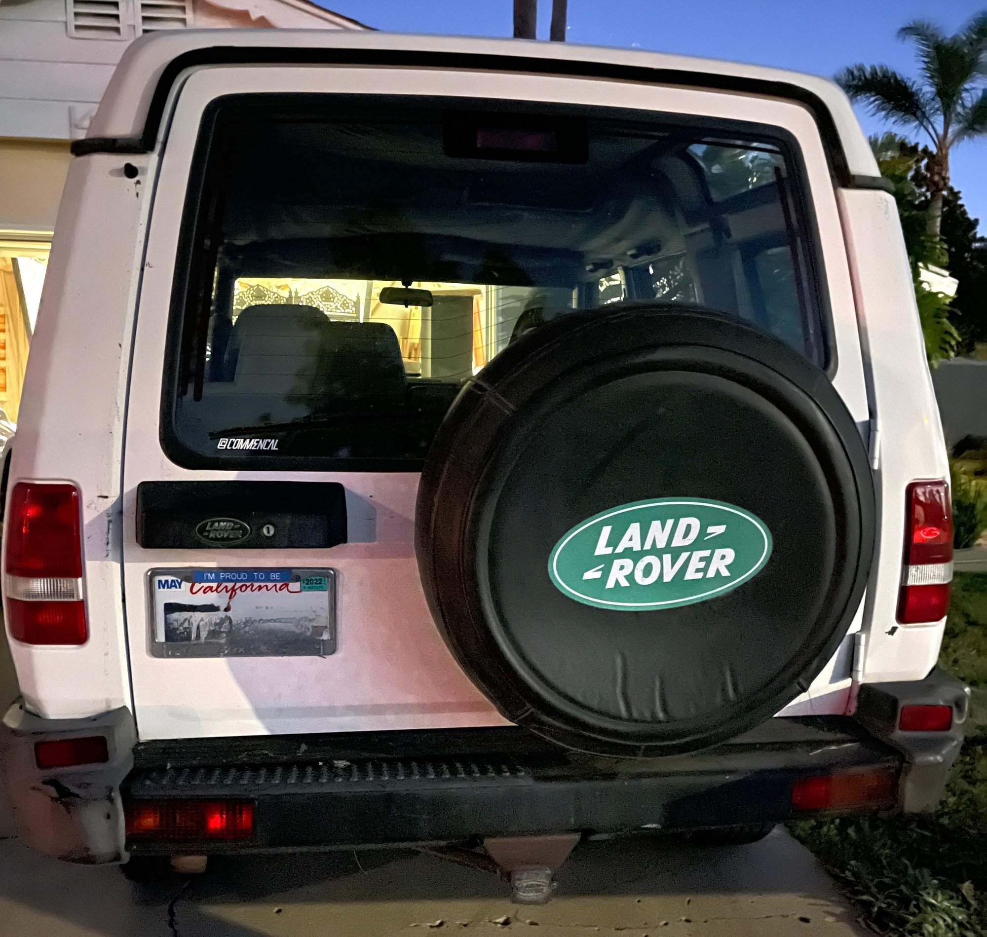 1995 Land Rover Discovery - 1995 Discovery for sale - low miles $2900 - Used - VIN SALJN1240SA141491 - 8 cyl - 4WD - Automatic - SUV - White - San Diego, CA 92120, United States