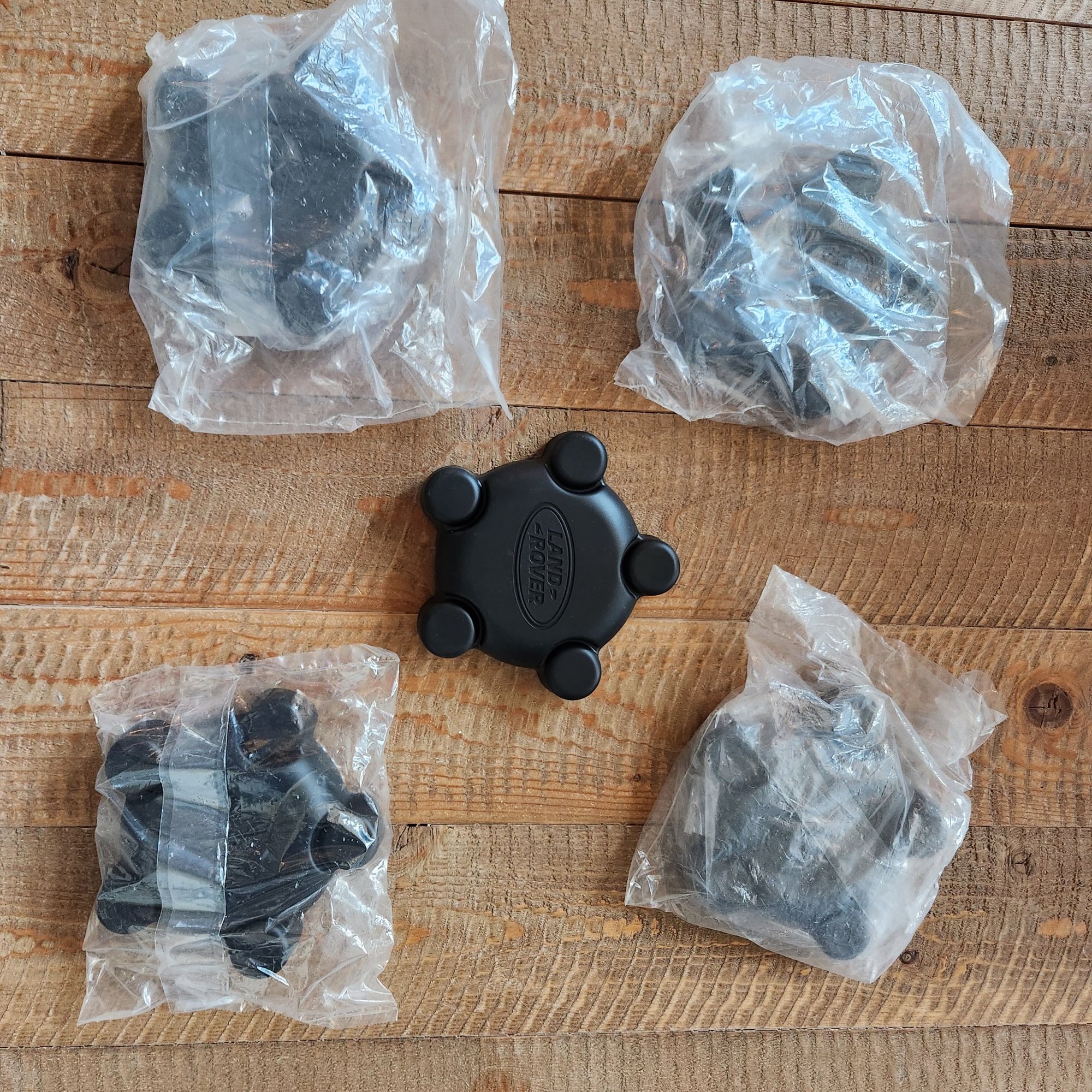 Wheels and Tires/Axles - 5 New steelie center caps *Free Shipping lower 48 States* - New - All Years Land Rover All Models - Wanship, UT 84017, United States