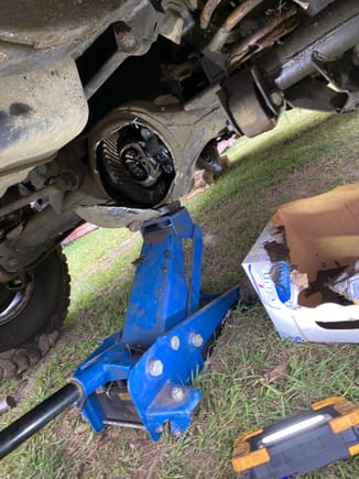 Cut open the rear diff with a cordless grinder