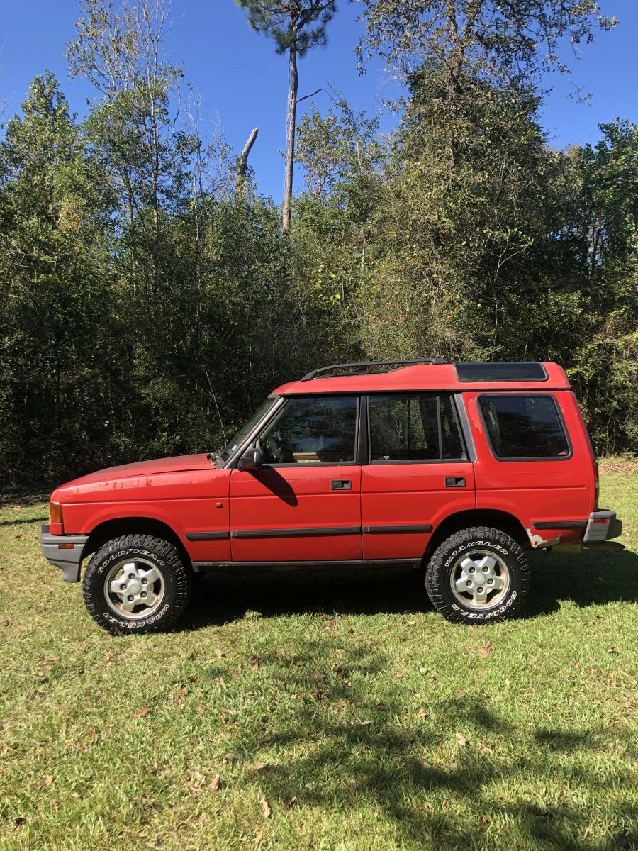 1995 Land Rover Discovery - 1995 d1 sd - Used - VIN SALJN1245SA145729 - 114,000 Miles - 8 cyl - AWD - Automatic - SUV - Red - Magnolia, TX 77354, United States