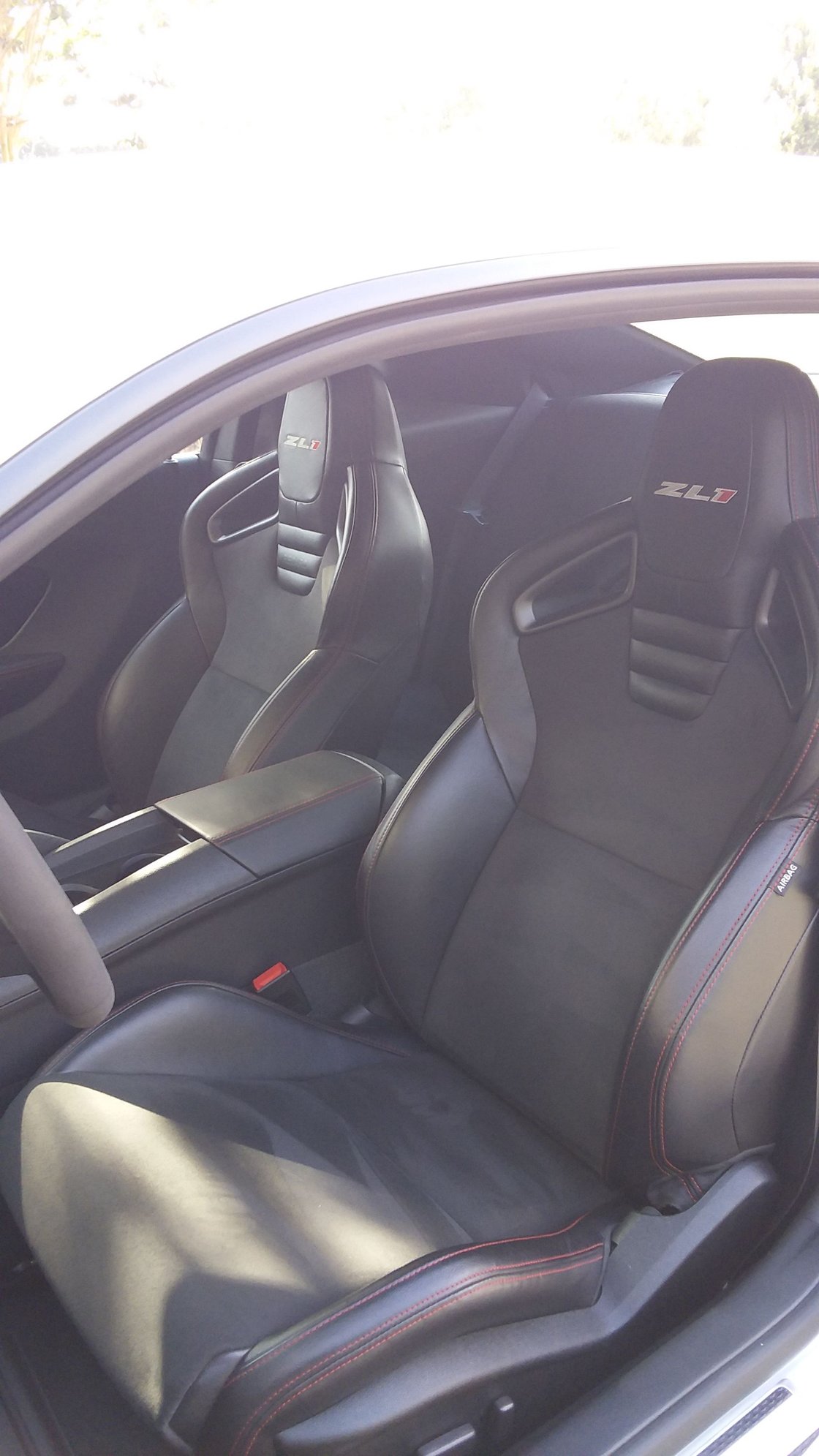 2014 Chevrolet Camaro - 2014 ZL1 Camaro 6sp w/recaros - Used - VIN 2G1FZ1EP5E9800228 - 19,138 Miles - 8 cyl - 2WD - Manual - Coupe - Silver - Statesville, NC 28625, United States