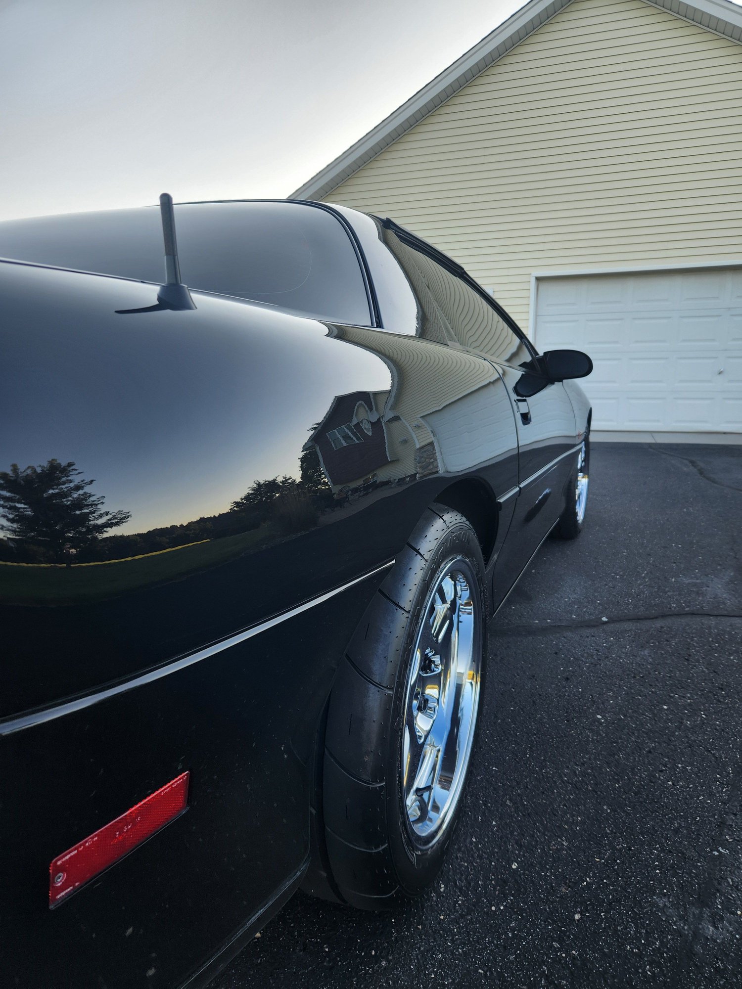 2001 Chevrolet Camaro - 2001 Camaro SS M6 Low Miles 34,600 - Used - VIN 2G1FP22GX12104290 - 34,600 Miles - 8 cyl - 2WD - Manual - Coupe - Black - Big Lake, MN 55309, United States