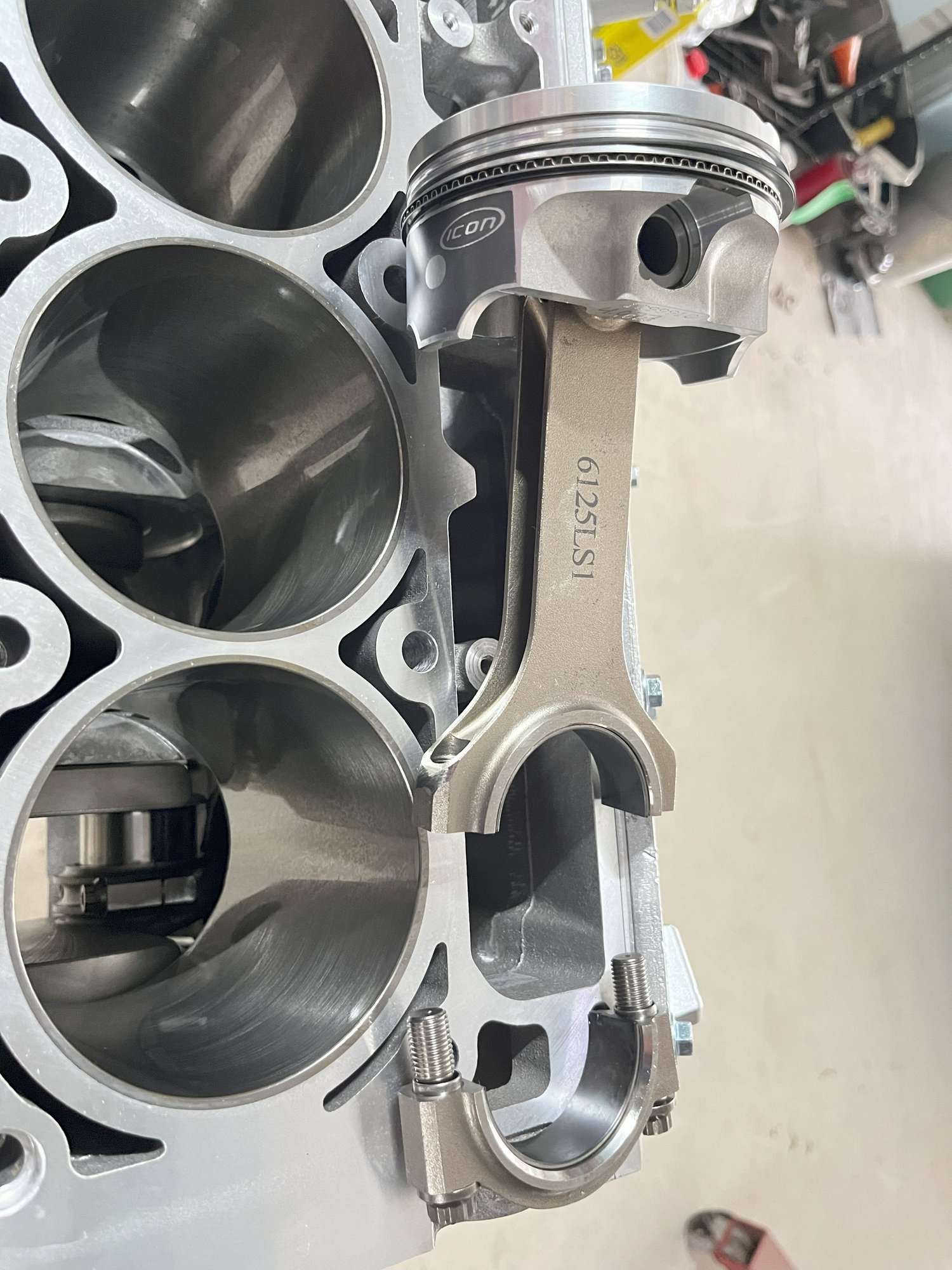 forged pistons and H-beam rods