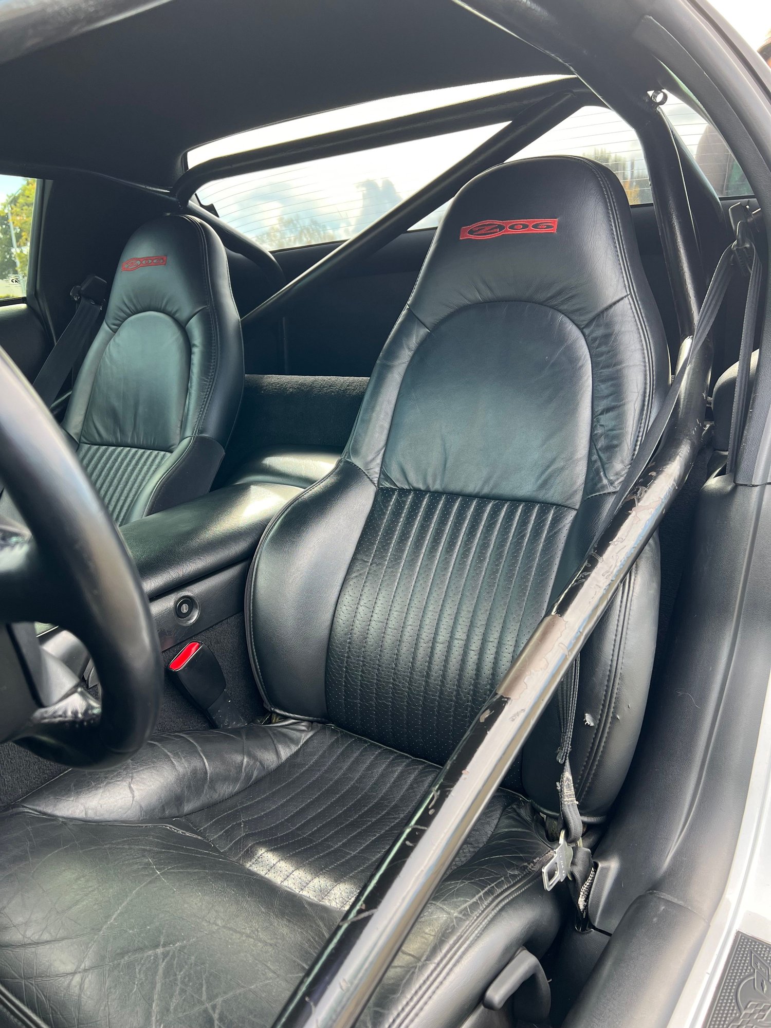 2002 Chevrolet Corvette - 2002 Chevrolet Corvette Z06 - Used - VIN 1G1YY12S425120124 - 29,567 Miles - 8 cyl - 2WD - Manual - Coupe - Silver - Newark, CA 94560, United States