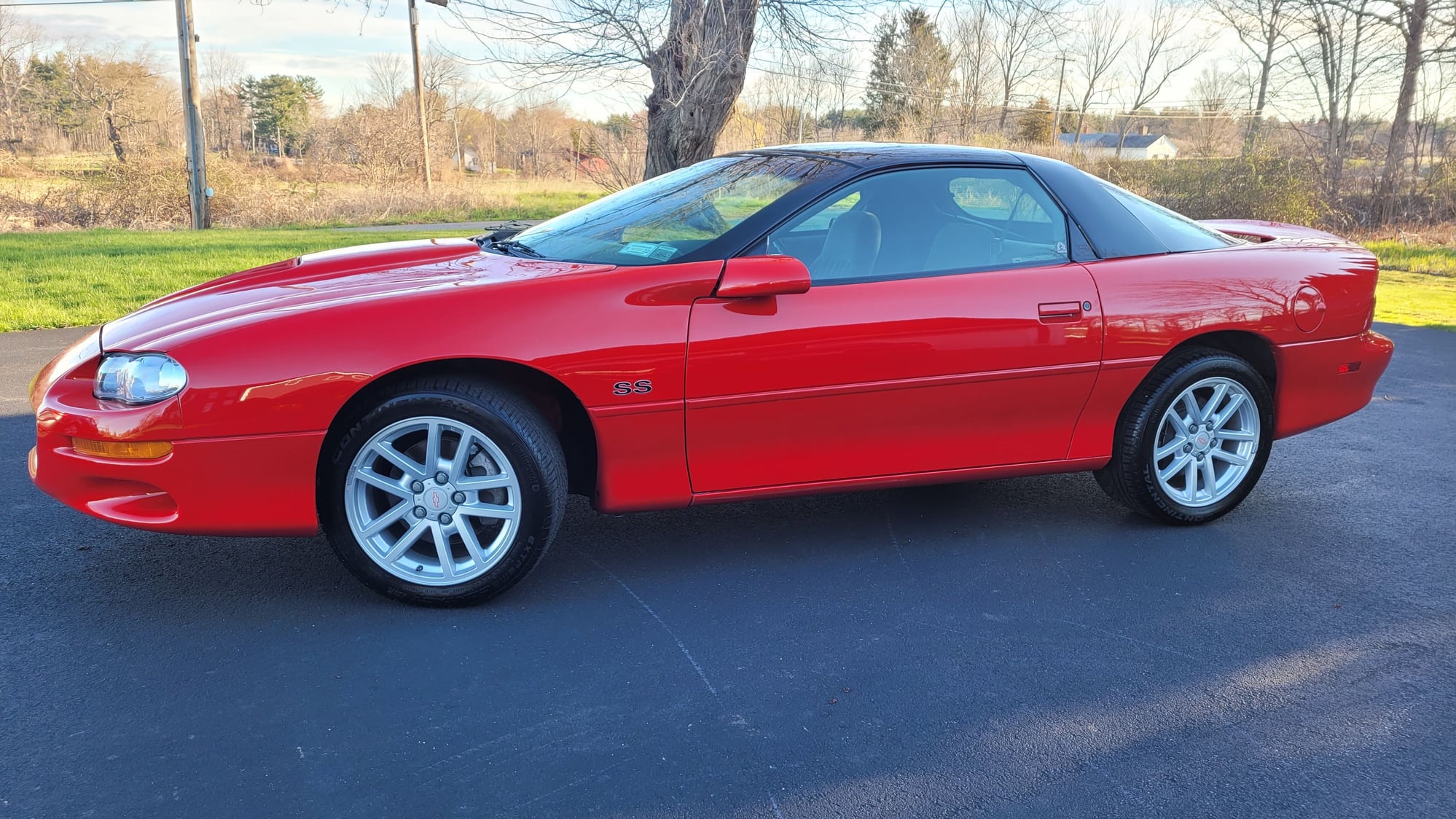 2002 Chevrolet Camaro - 2002 Camaro SS Hardtop 18k Miles Clean - Used - VIN 2G1FP22G32216965 - 18,200 Miles - 8 cyl - 2WD - Automatic - Hatchback - Red - Greenland, NH 03840, United States