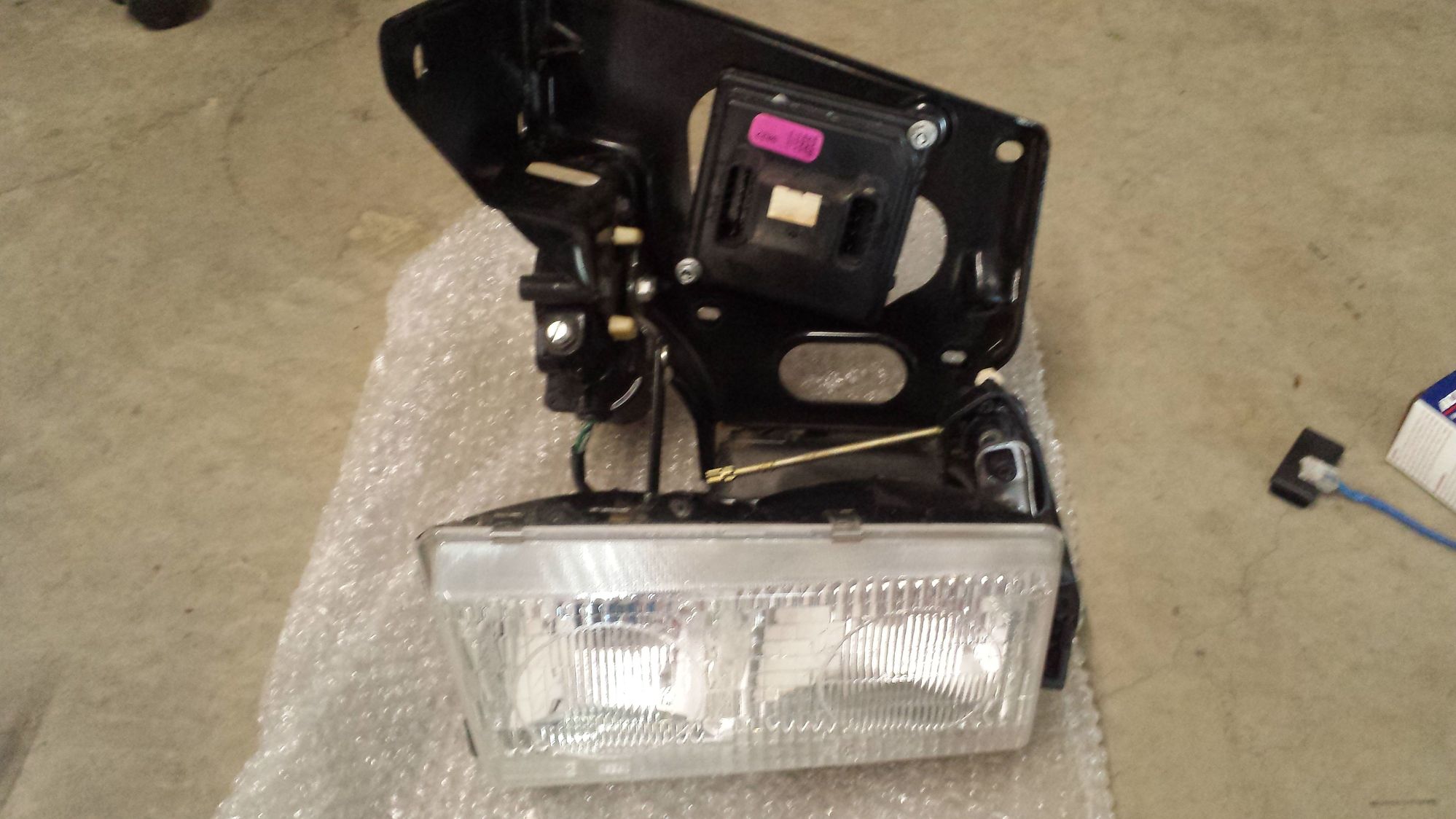 c5 headlight assembly drivers side LS1TECH Camaro and Firebird