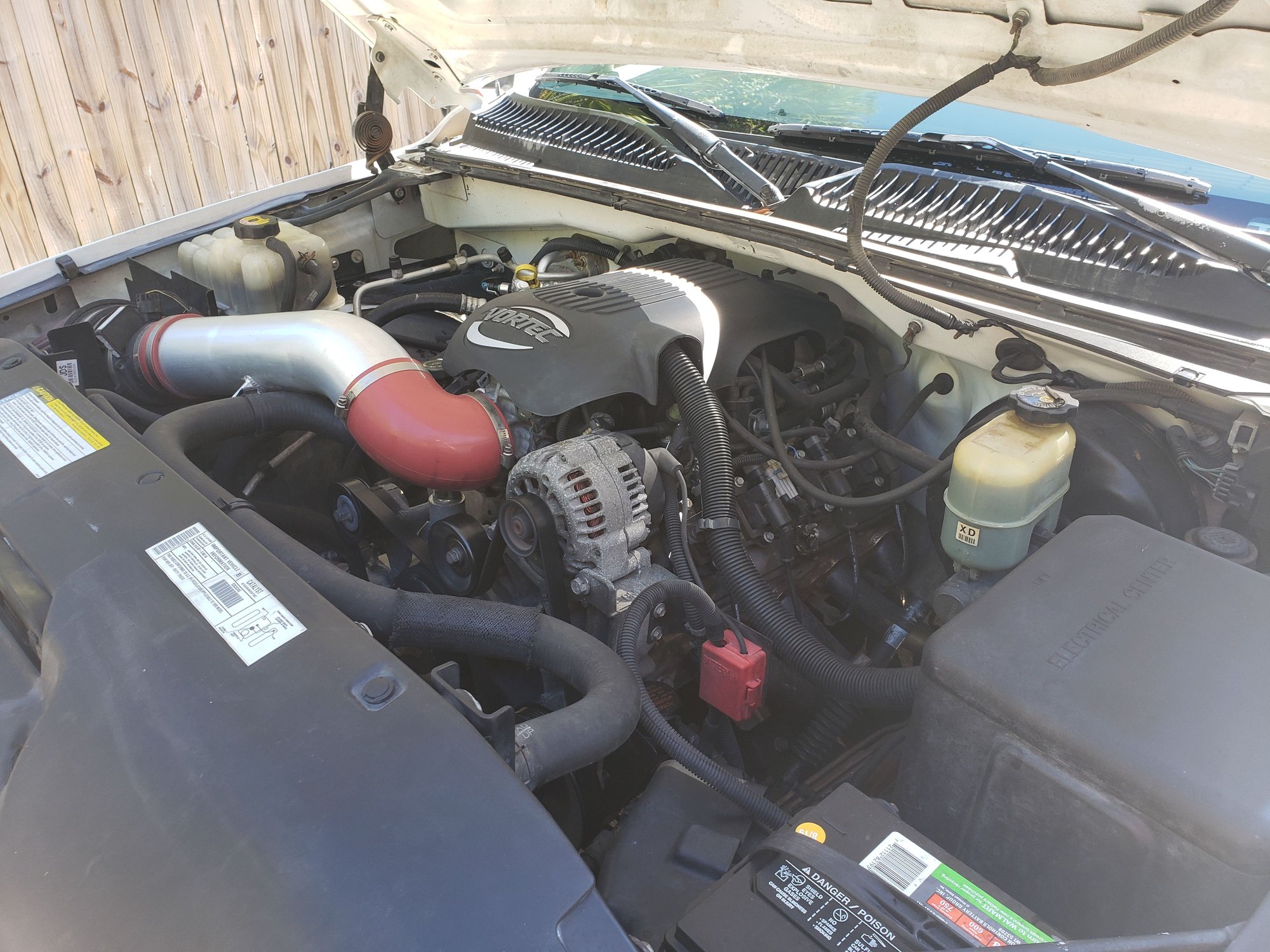 2000 Chevrolet Silverado 1500 - 2000 Chevrolet Silverado 1500 Short Bed, 5.3L with a 5 speed manual transmission - Used - VIN 2gcec19w2y1242248 - 143,000 Miles - 8 cyl - 2WD - Manual - Truck - Silver - Melbourne, FL 32934, United States