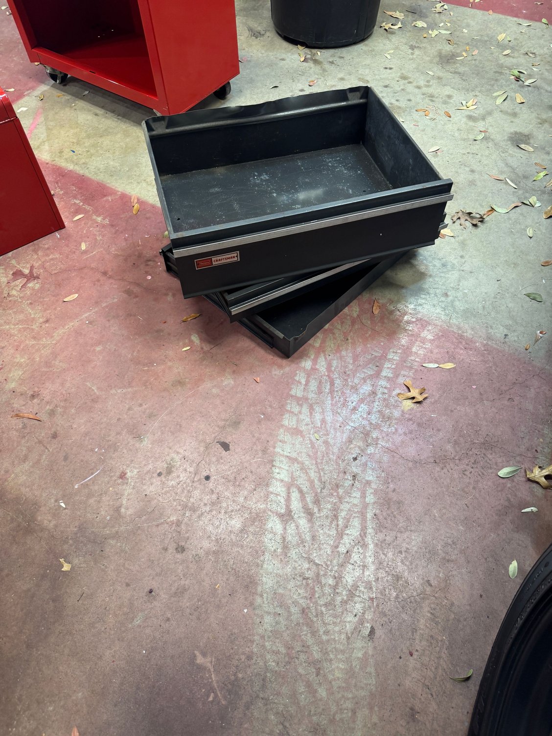 Some of the drawers and aluminum emblem.