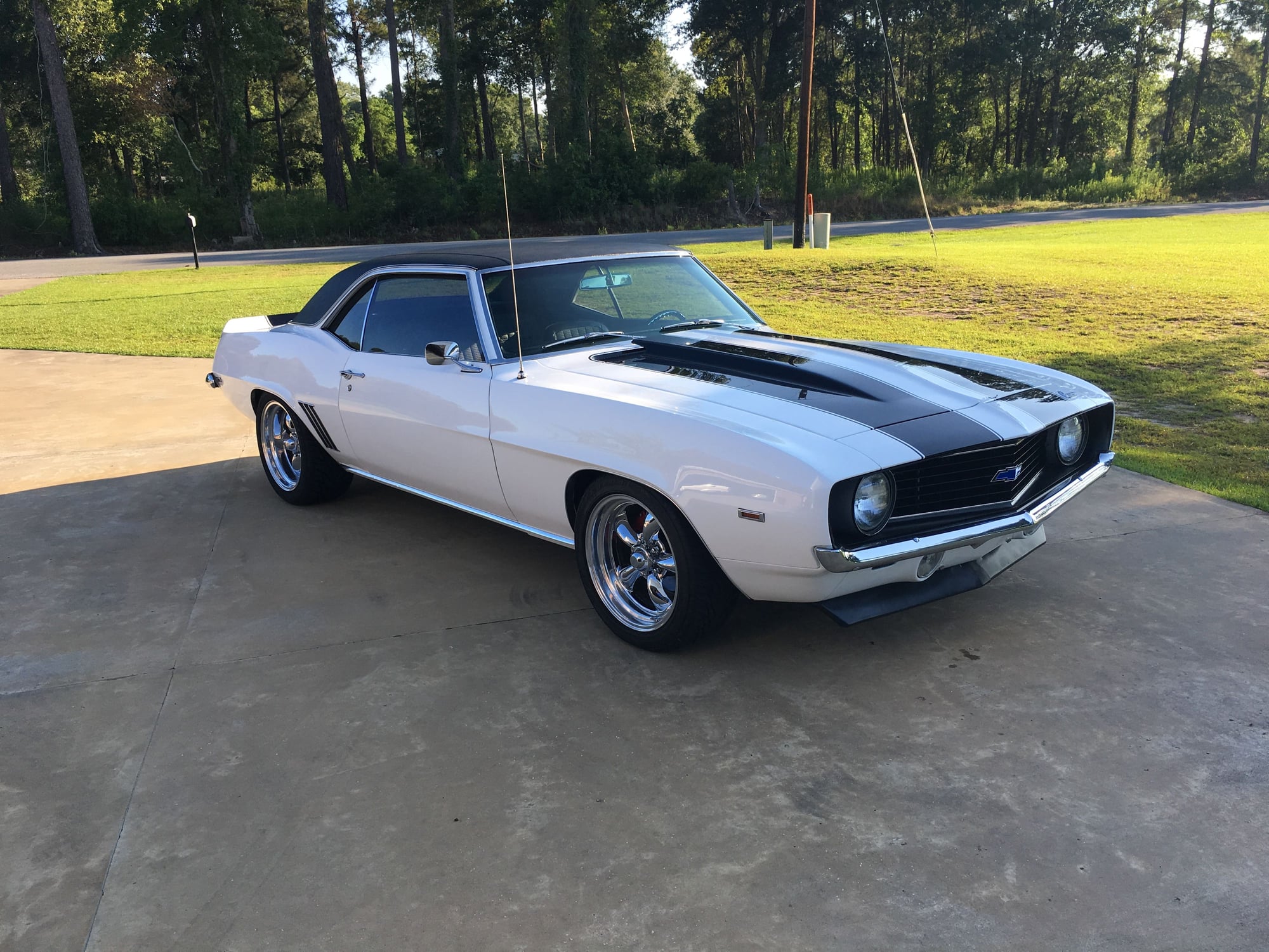 1969 Chevrolet Camaro - 1969 LS1 Camaro Pro Touring - Used - VIN 1Z3379N651850 - 8 cyl - 2WD - Automatic - Coupe - White - Lake Charles, LA 70601, United States