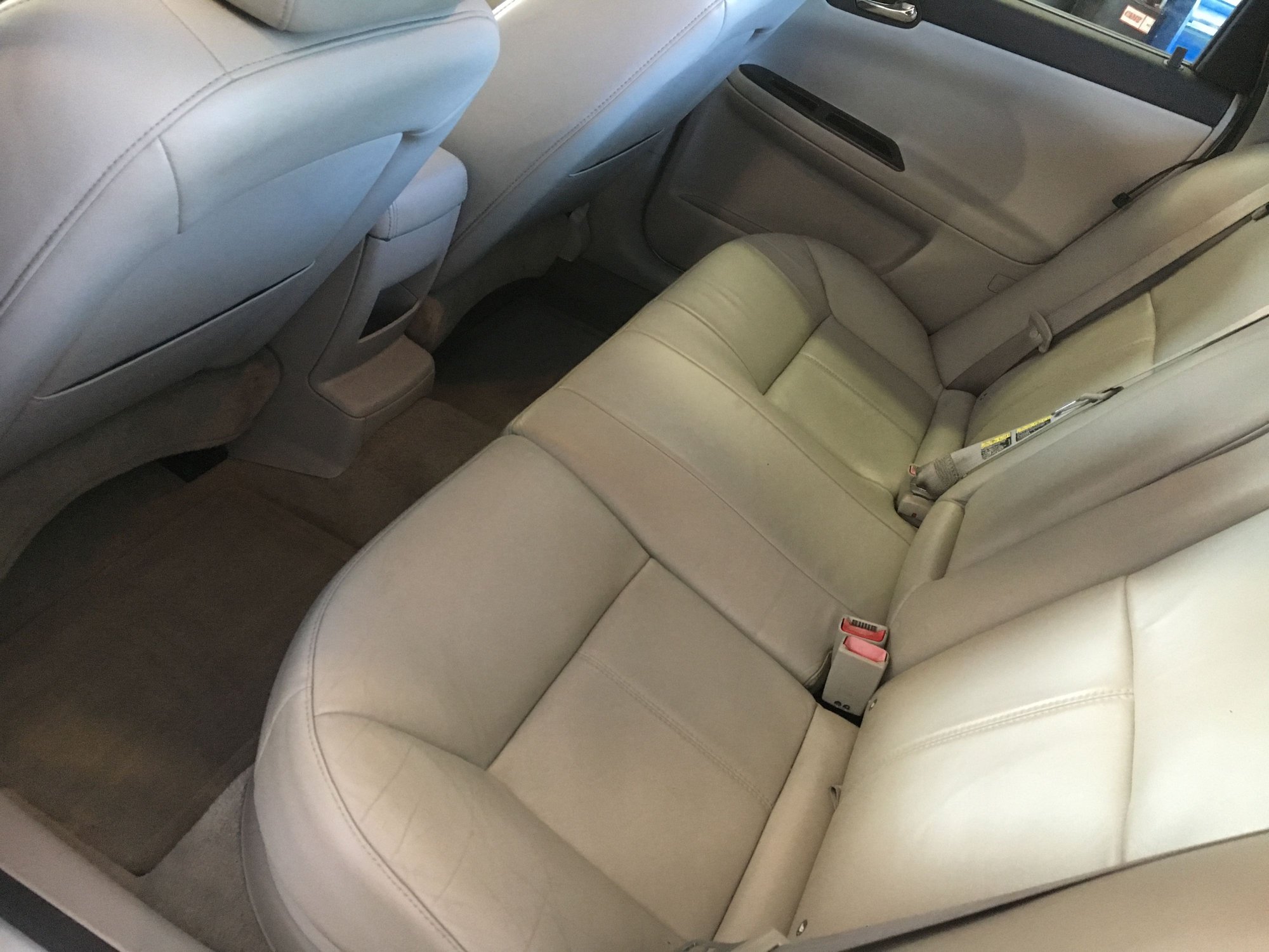 2006 Chevrolet Impala - 06 Chevy Impala SS 114k 5.3 - Used - VIN 2g1wd58c869279540 - 114,000 Miles - 8 cyl - 2WD - Automatic - Sedan - Silver - Thurmont, MD 21788, United States