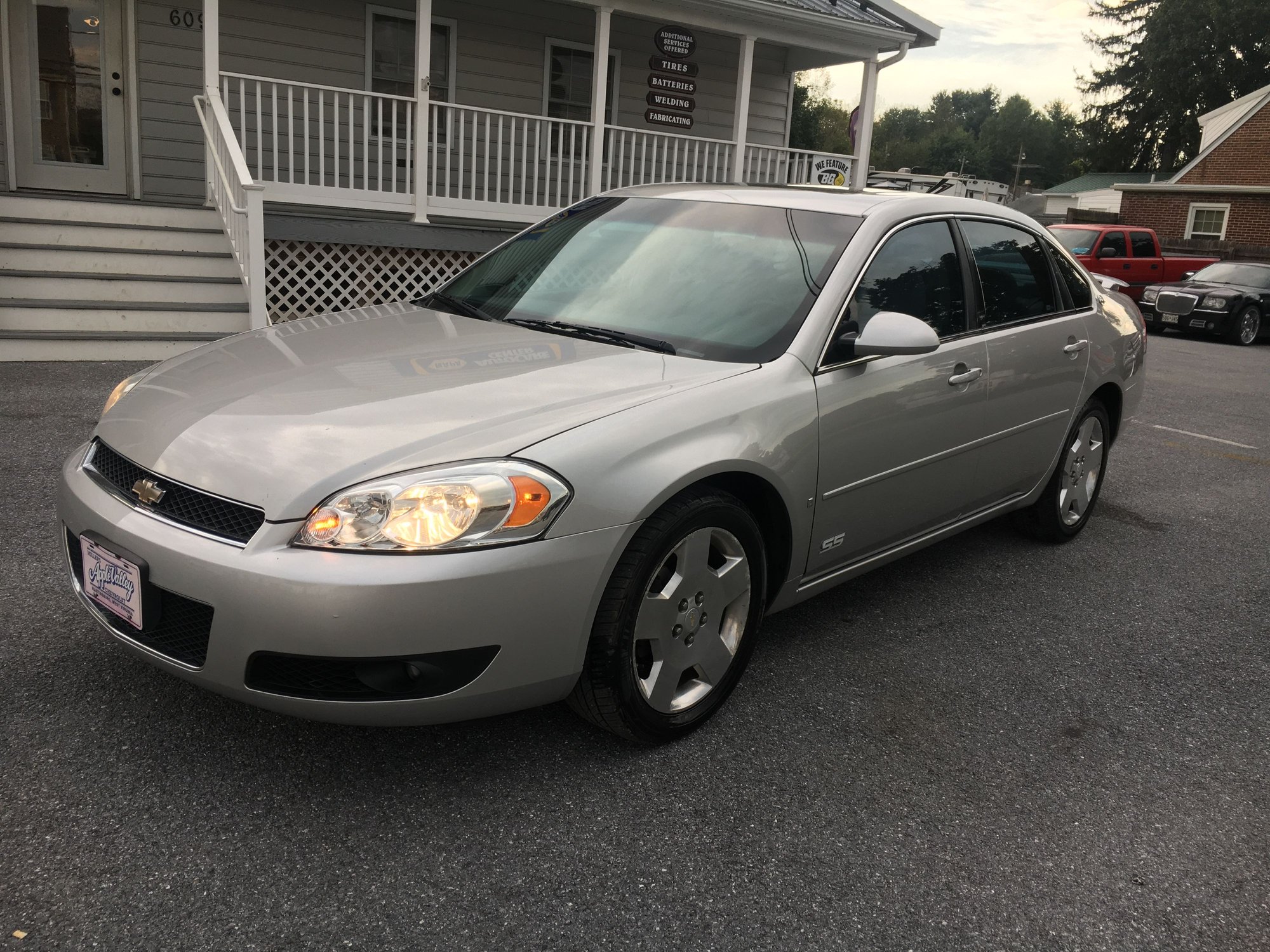 2006 Chevrolet Impala - 06 Chevy Impala SS 114k 5.3 - Used - VIN 2g1wd58c869279540 - 114,000 Miles - 8 cyl - 2WD - Automatic - Sedan - Silver - Thurmont, MD 21788, United States