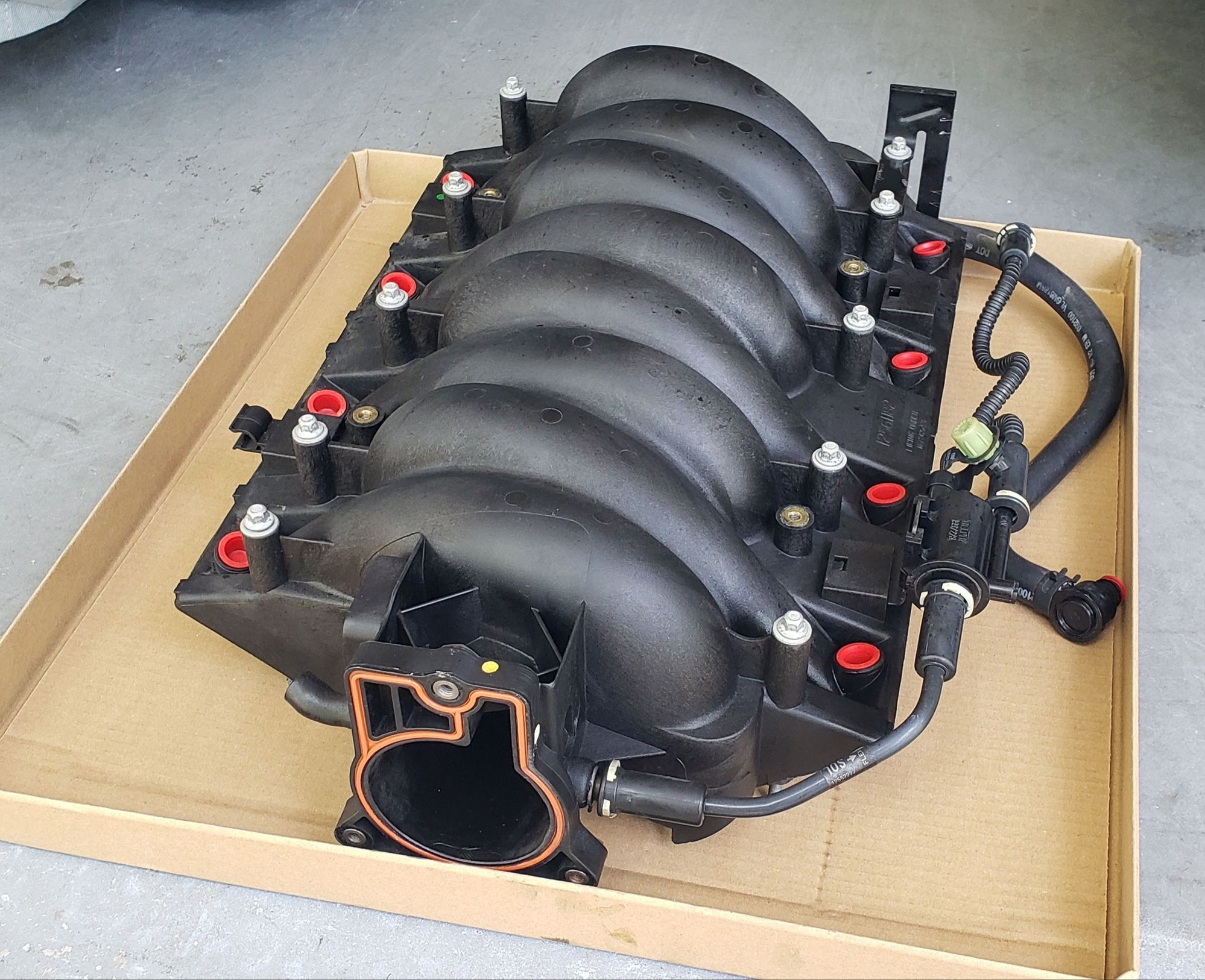 Engine - Intake/Fuel - ***SOLD*** Ls6 Intake - Used - 0  All Models - Crestview, FL 32536, United States