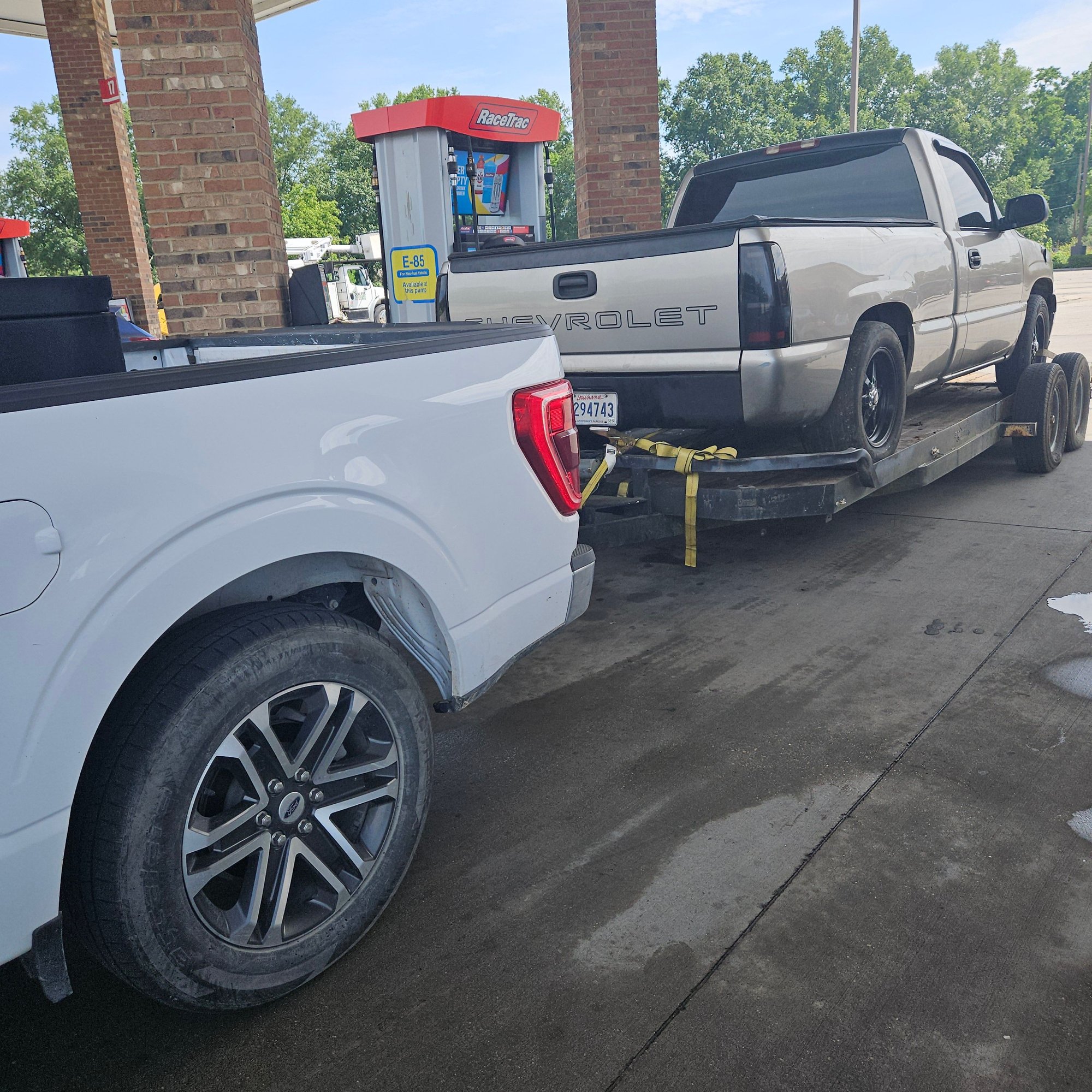 Hauling it to my tuners, im thinking i just have to switch the cam sensor wire but i feel more comfortable doing the first start up at his house on the dyno and he can help me work the bugs out. I want to weld in a new wastegate anyways because the one on the truck only has 1 port on the top and i need 2 on the top and 1 on the bottom to run everything the way i want to do it and the way holley suggest is best.