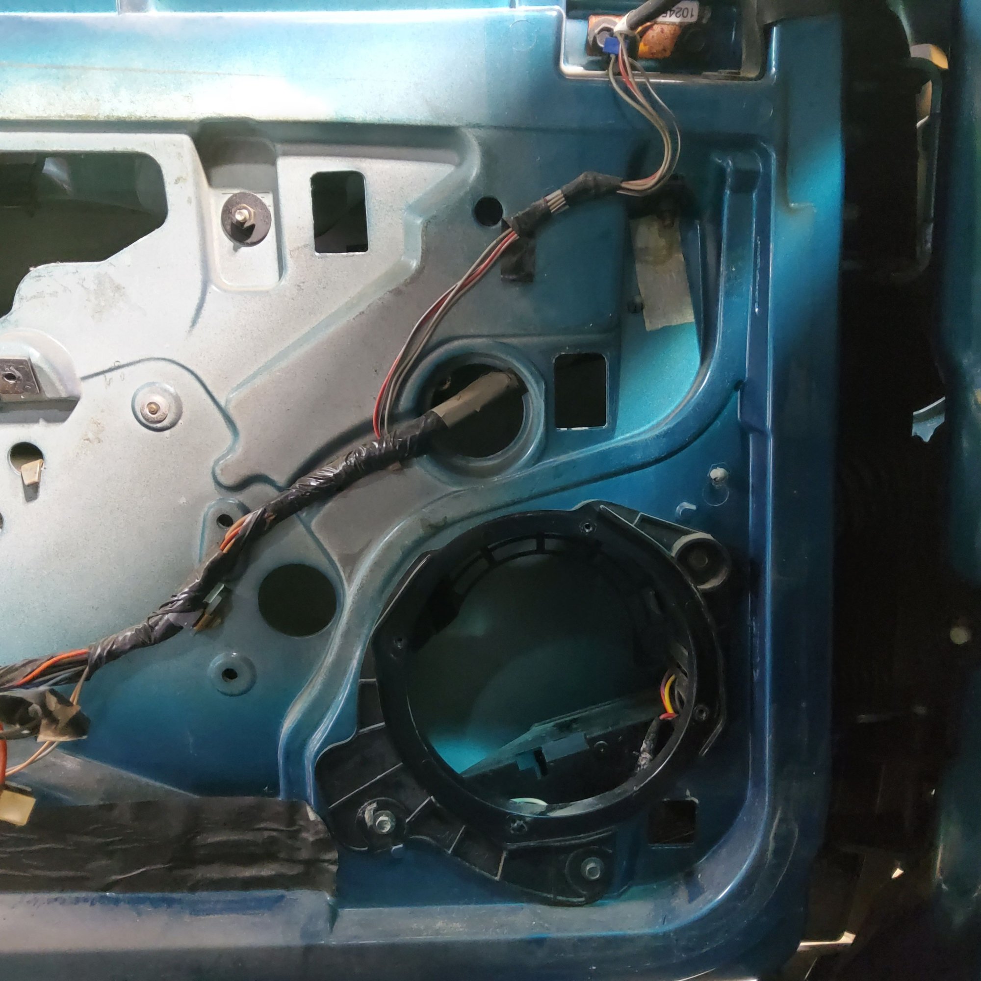 Plan is to use the original door speaker mounts.... 