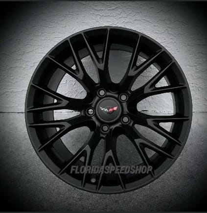 want these on my car with Brembos behind them!