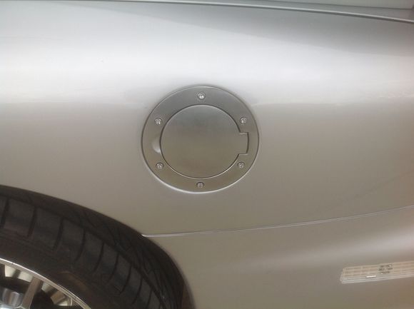 Eclipse fuel door mod