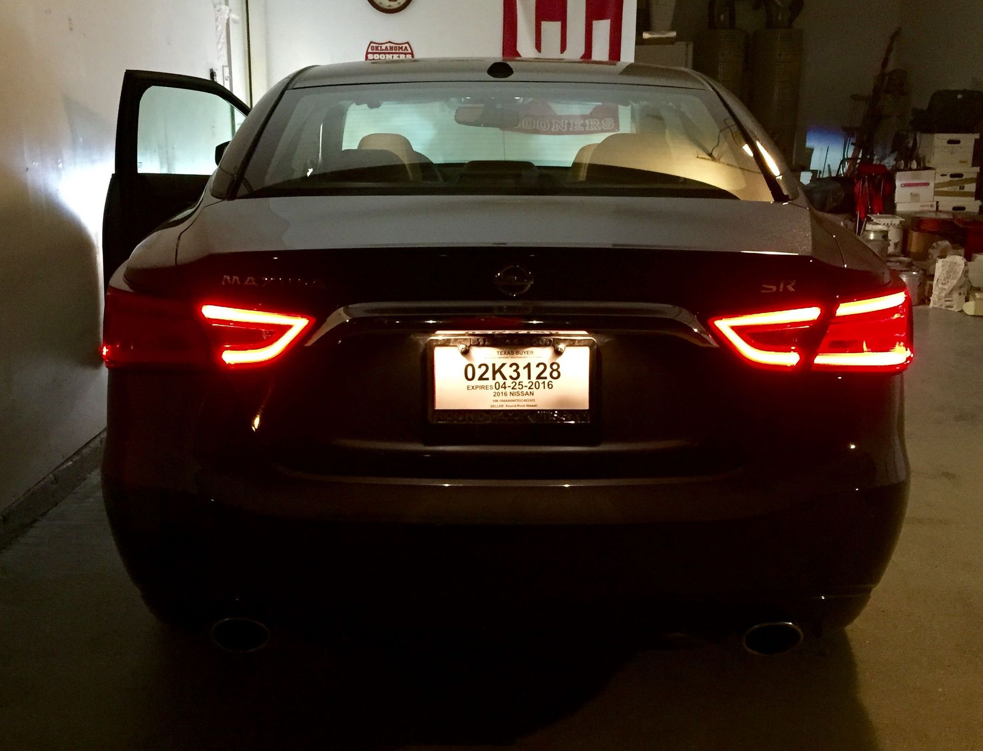Tail Light Out Maxima Forums