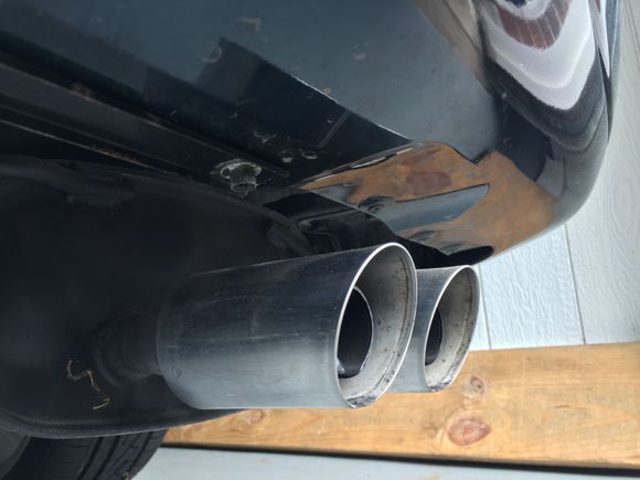 1993 Maxima OEM muffler
OEM Duel tips 