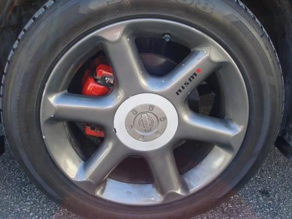 painted brake painted oem rims 17"nismo sticker with cap