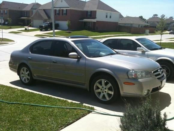 2002 GLE, Stock