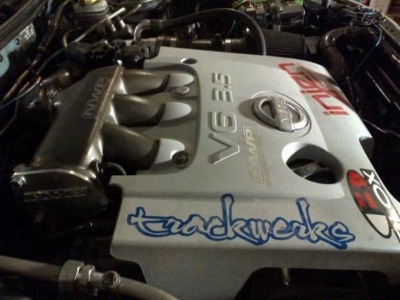 engine cover