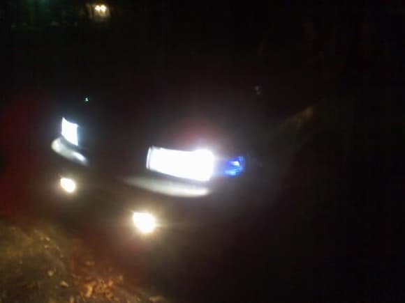 8500k HID's, Crappy ass fog lights and the blue corners in the night...