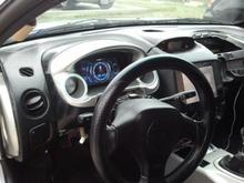 I decided to apolster my dash in black italian leather, getting tired of the painted look