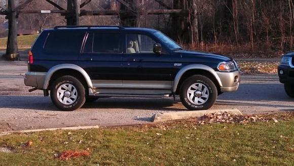 My montero sport XLS
